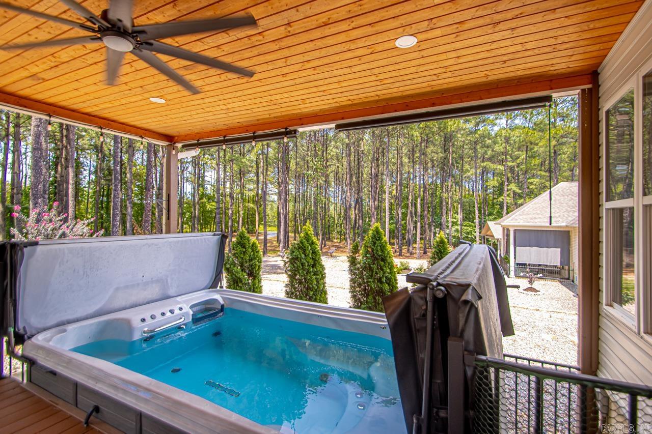 43 Victoria Ln  Hot Springs Village, AR