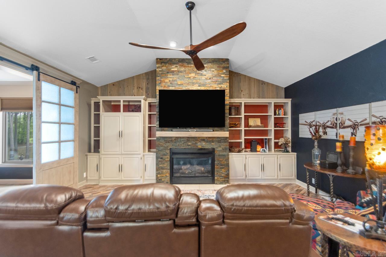 43 Victoria Ln  Hot Springs Village, AR