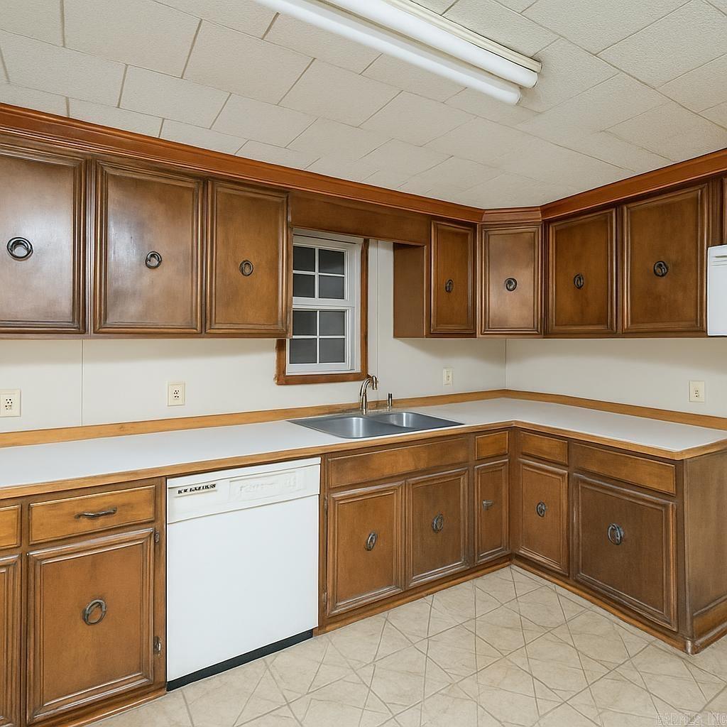 2331 US-65  Clinton, AR