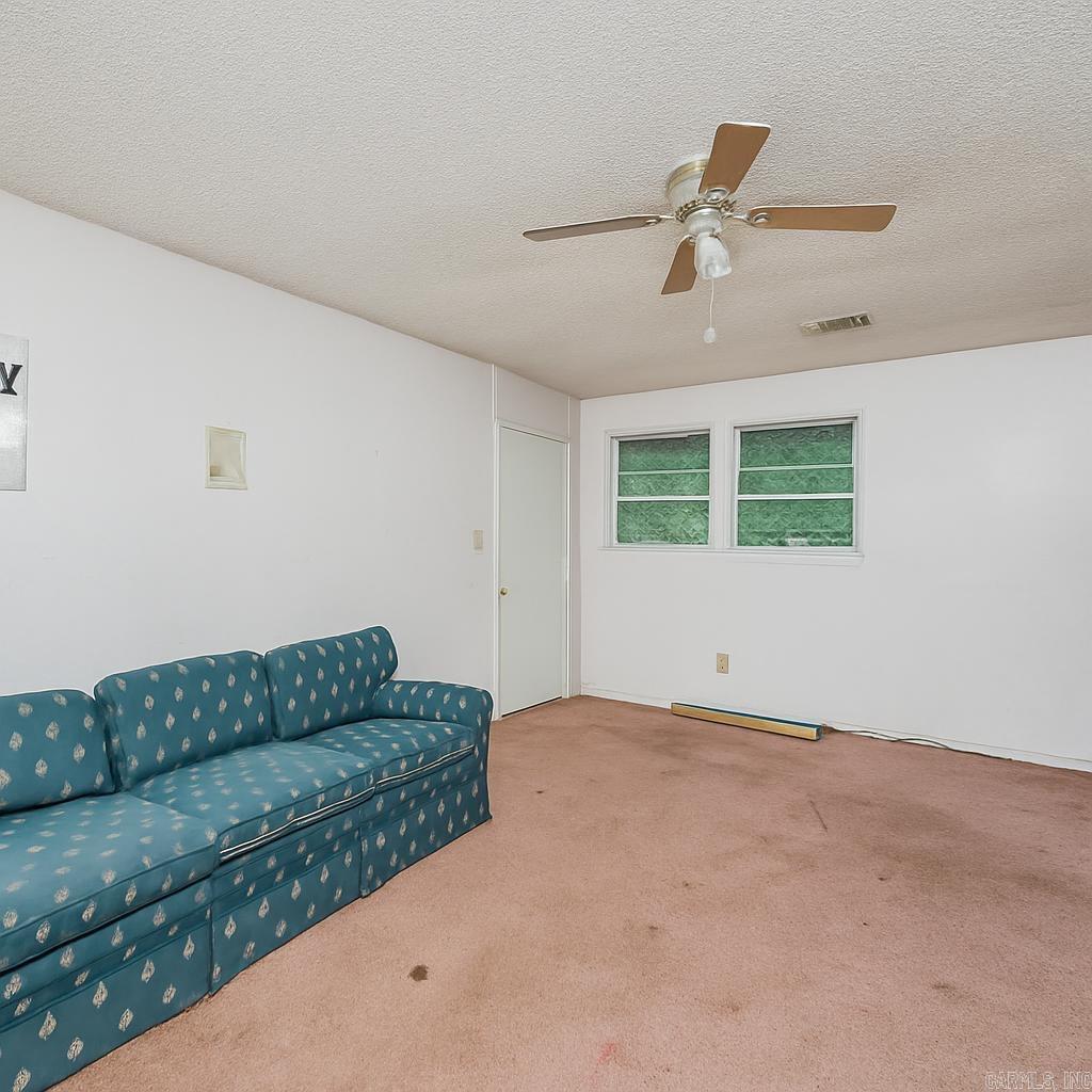 2331 US-65  Clinton, AR