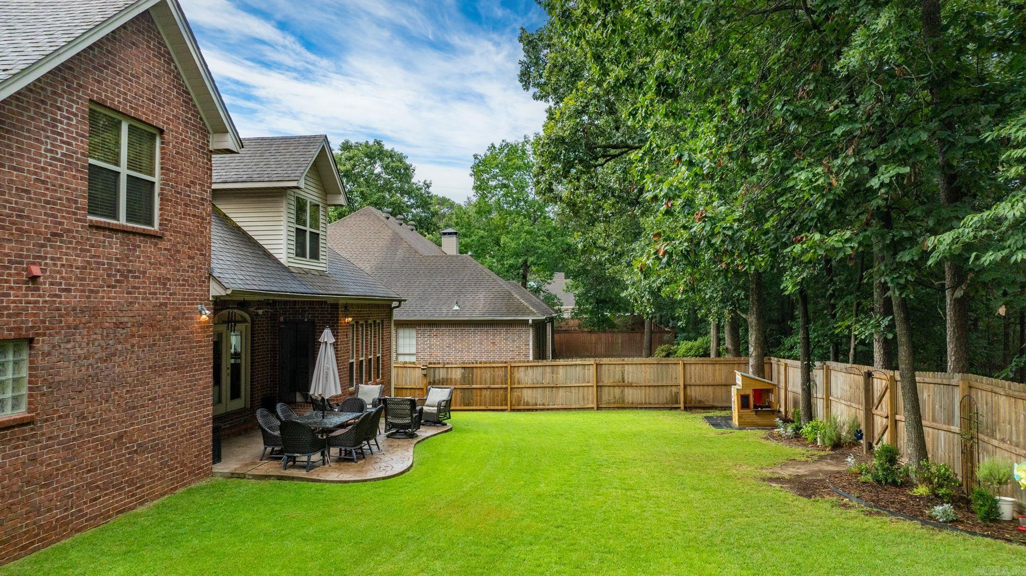 18 Village Grove  Little Rock, AR
