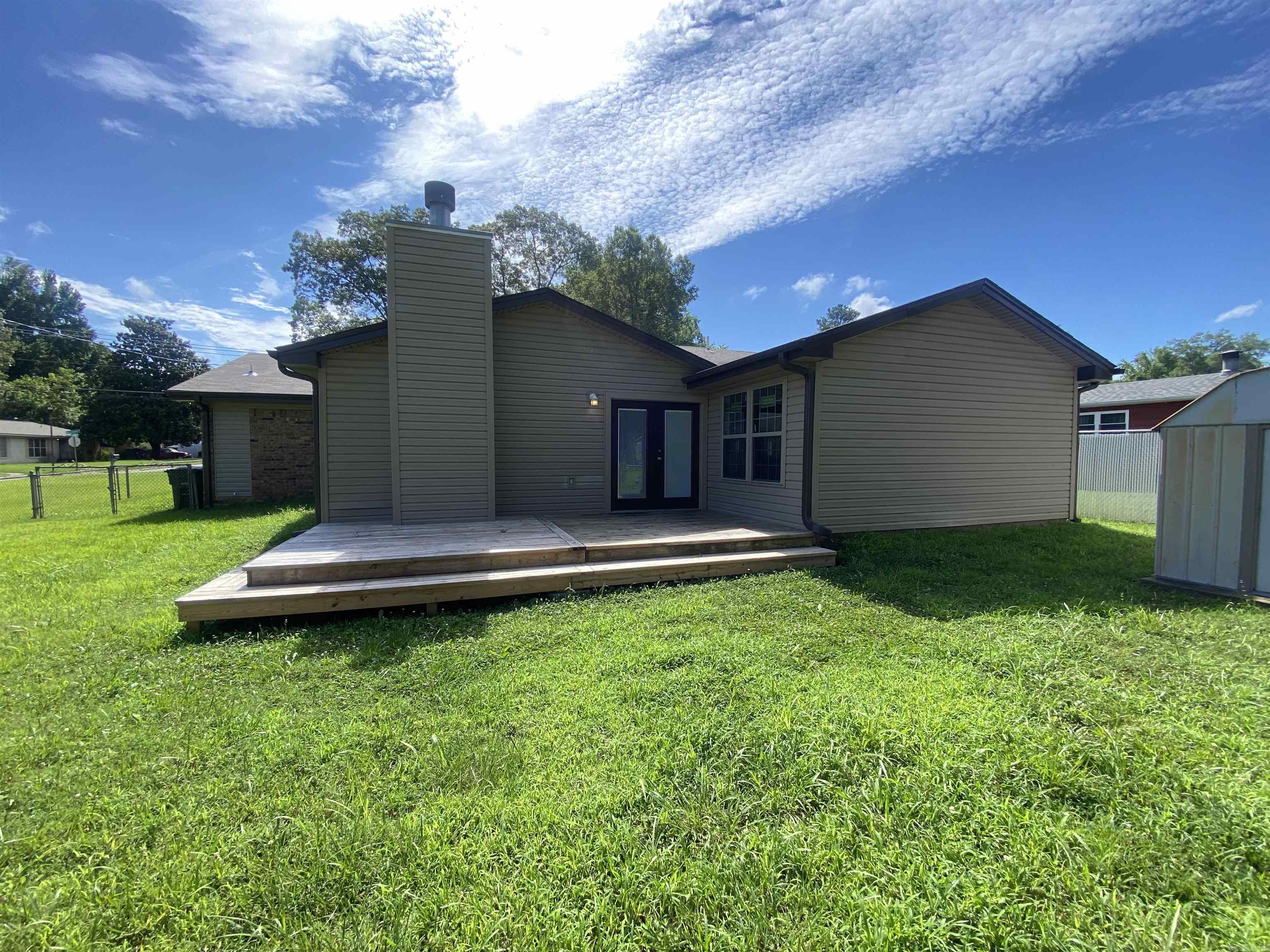 1812 N James  Jacksonville, AR