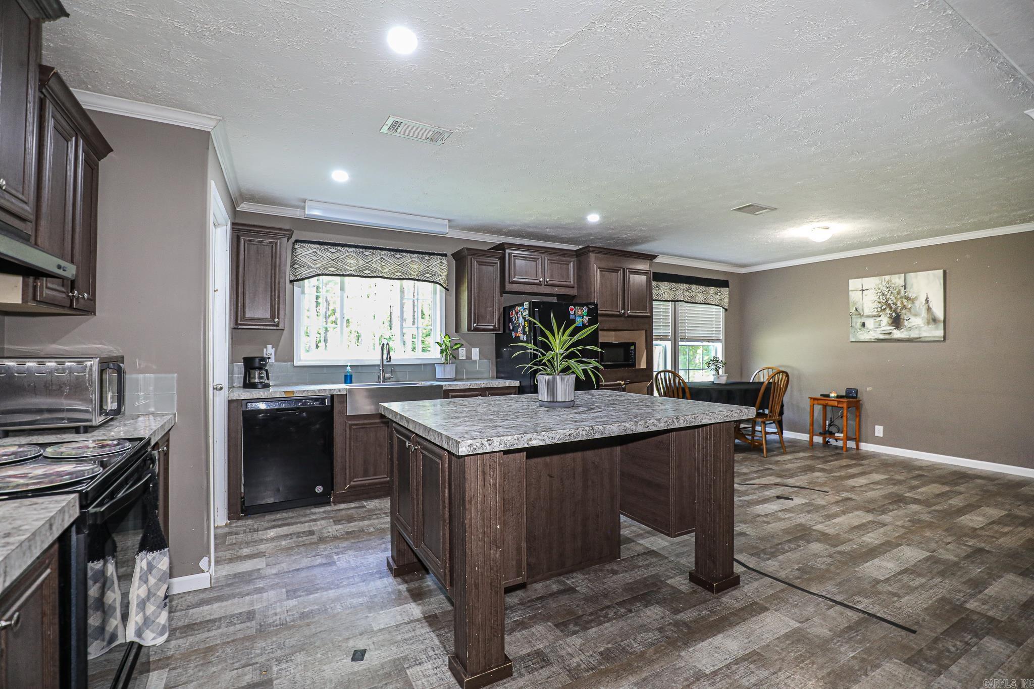 26150 BRUSHY PINE TRAIL  Bauxite, AR