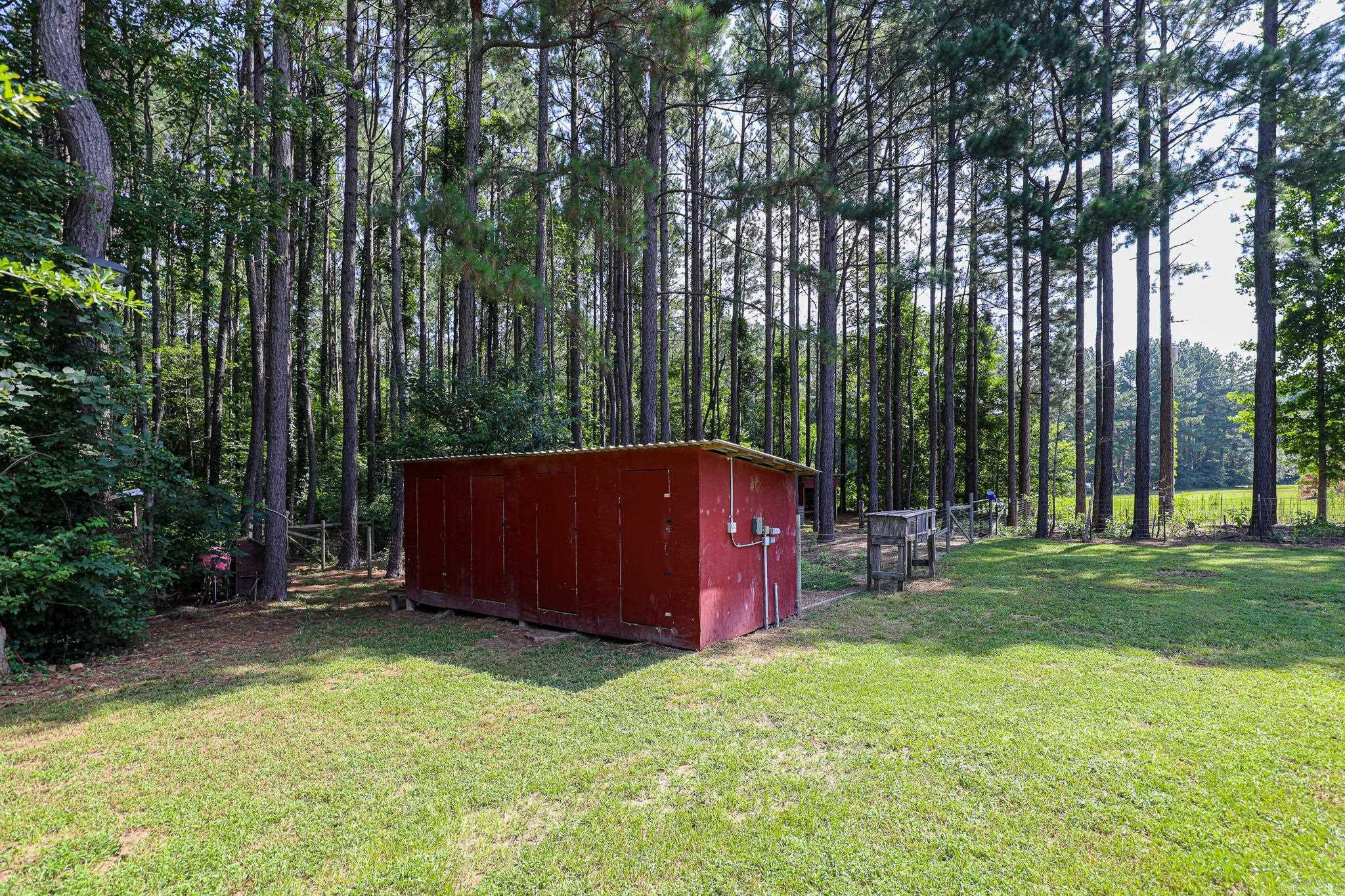 26150 BRUSHY PINE TRAIL  Bauxite, AR