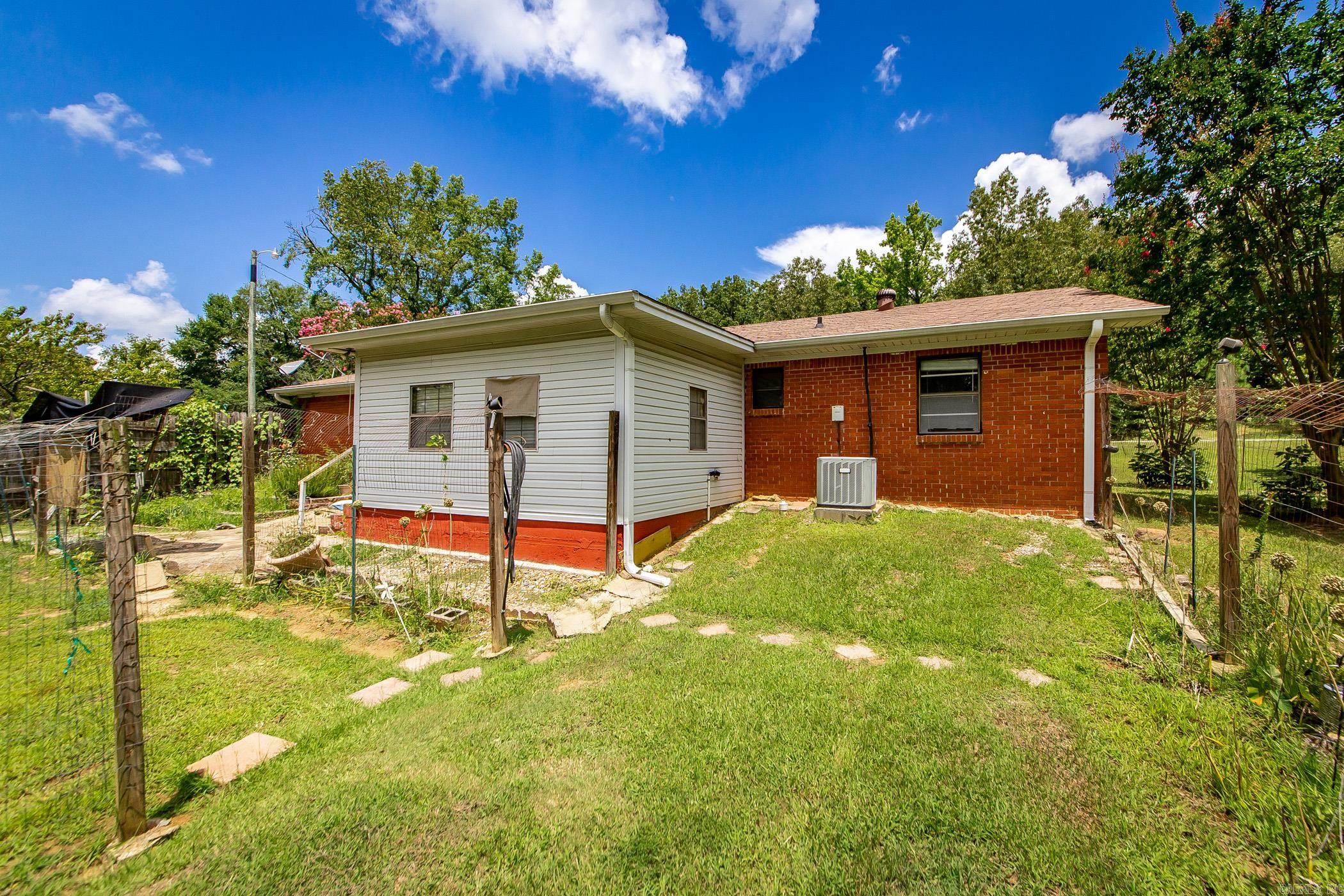 201 W Carmichael  Cabot, AR