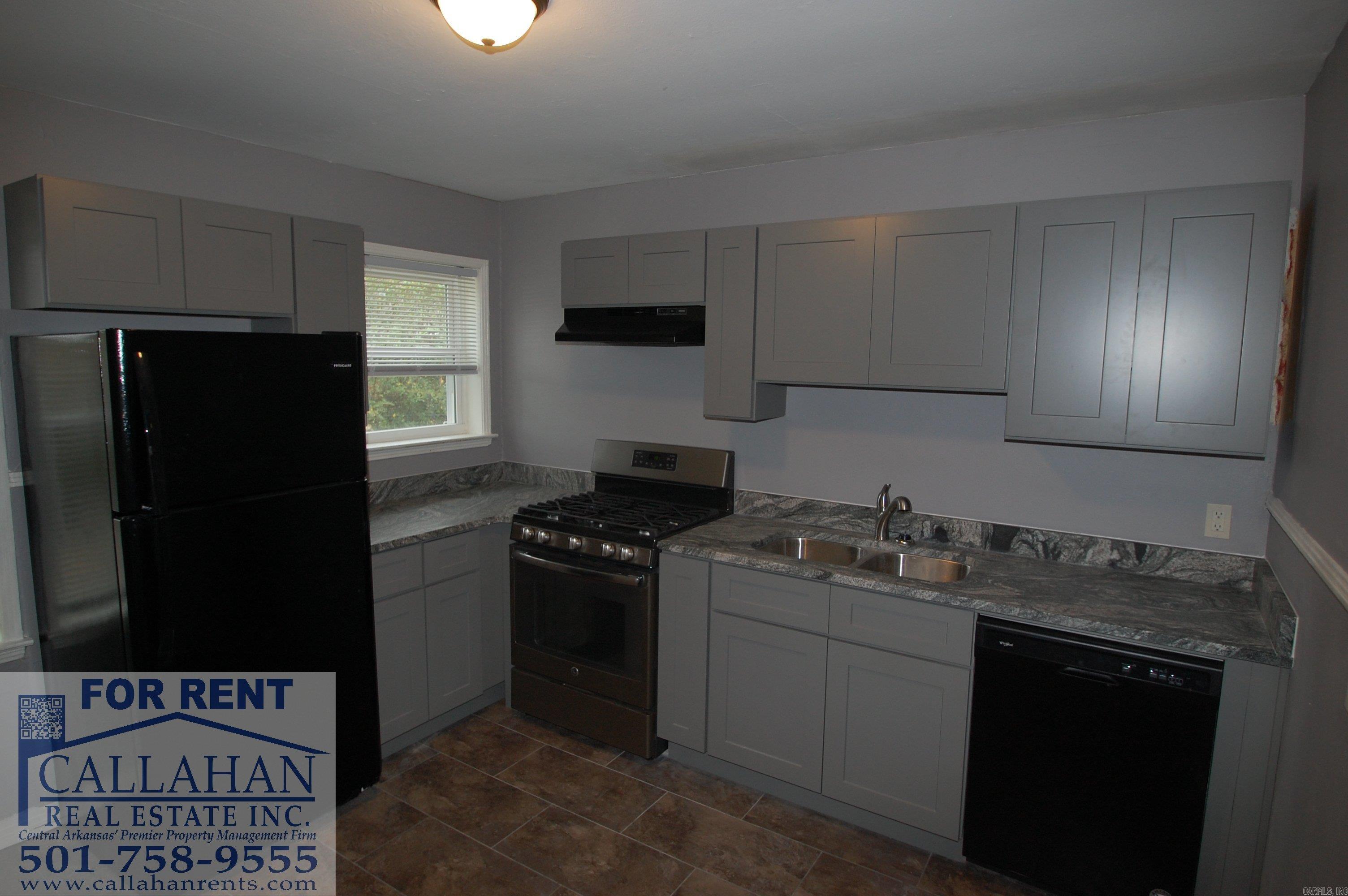 317/319 W I  North Little Rock, AR