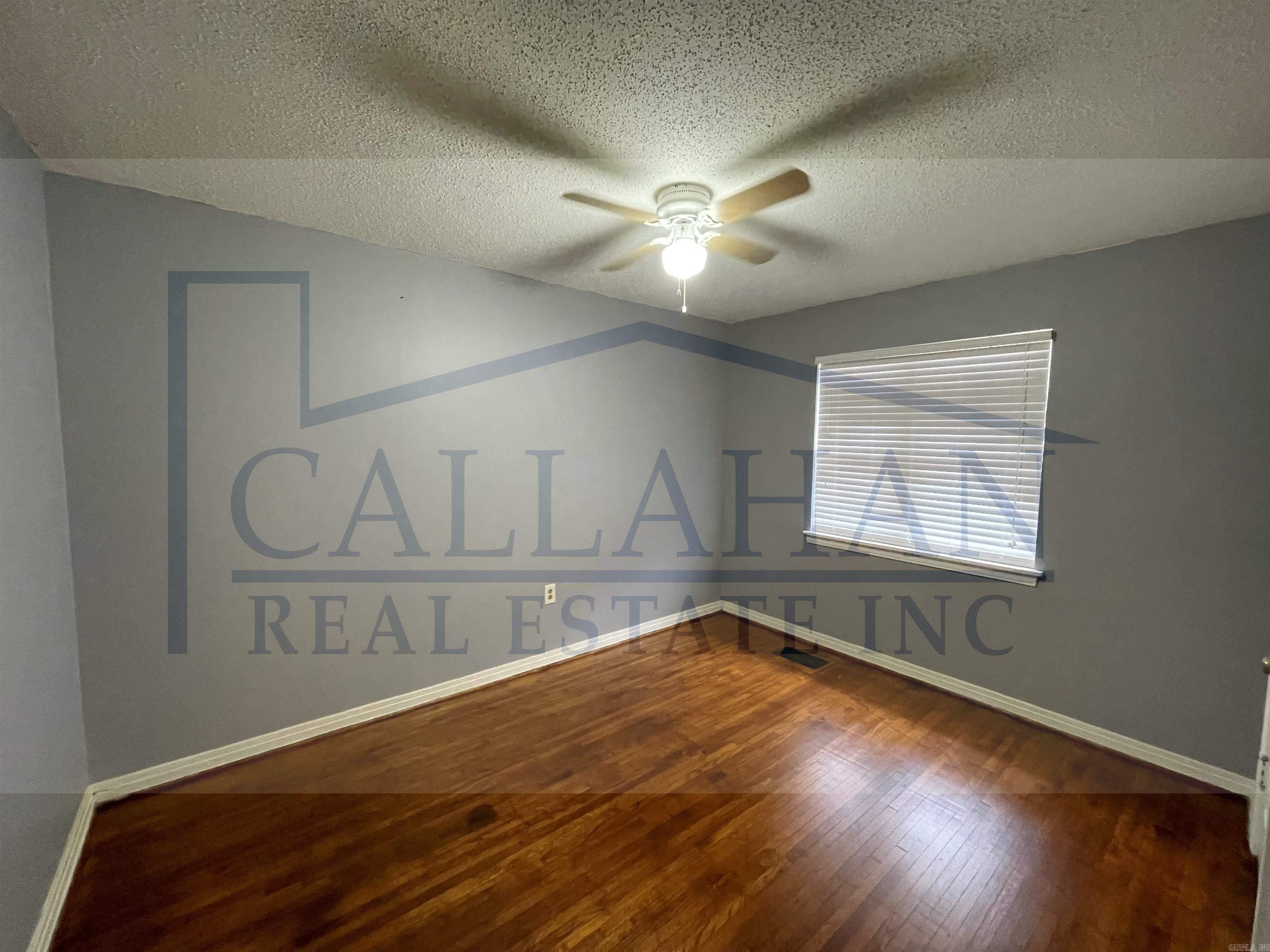 215/217 W I  North Little Rock, AR