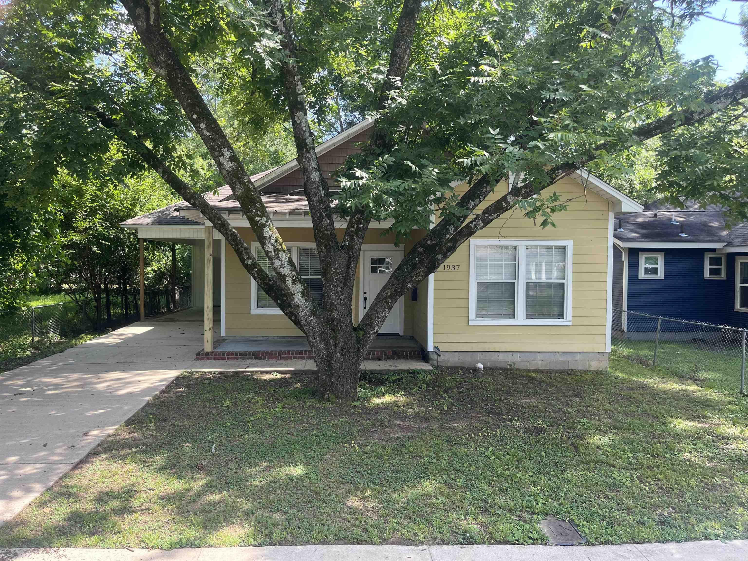 1937 Weems St  Conway, AR