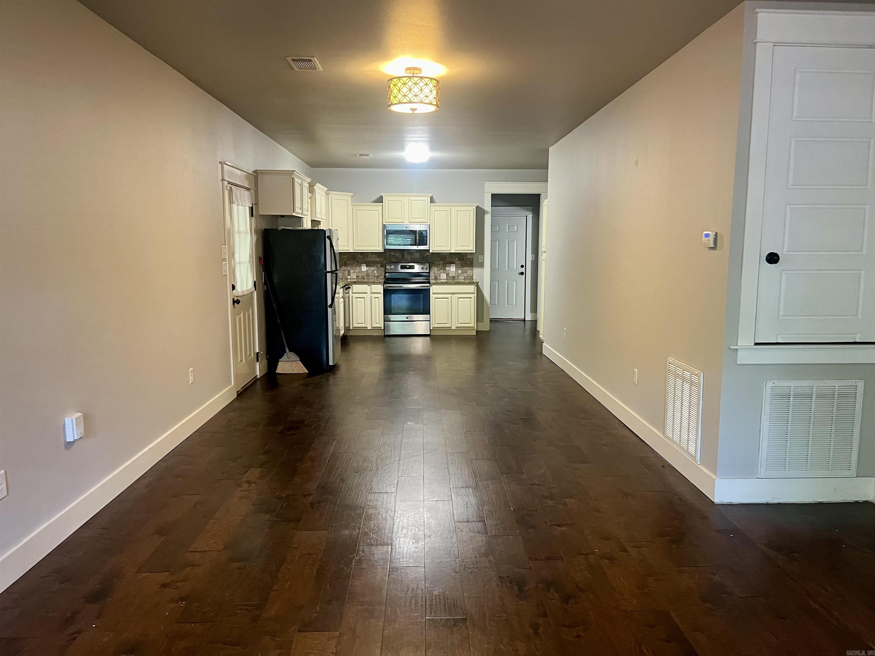 1937 Weems St  Conway, AR