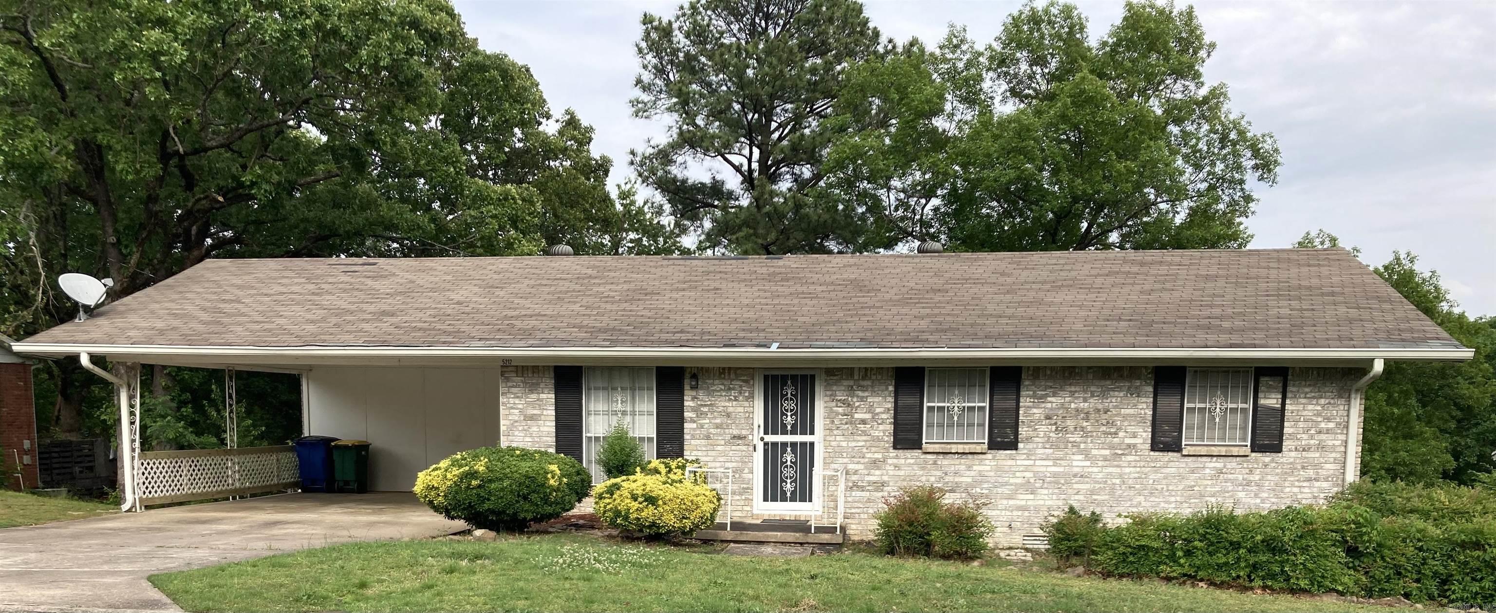 5212 N Walnut  North Little Rock, AR