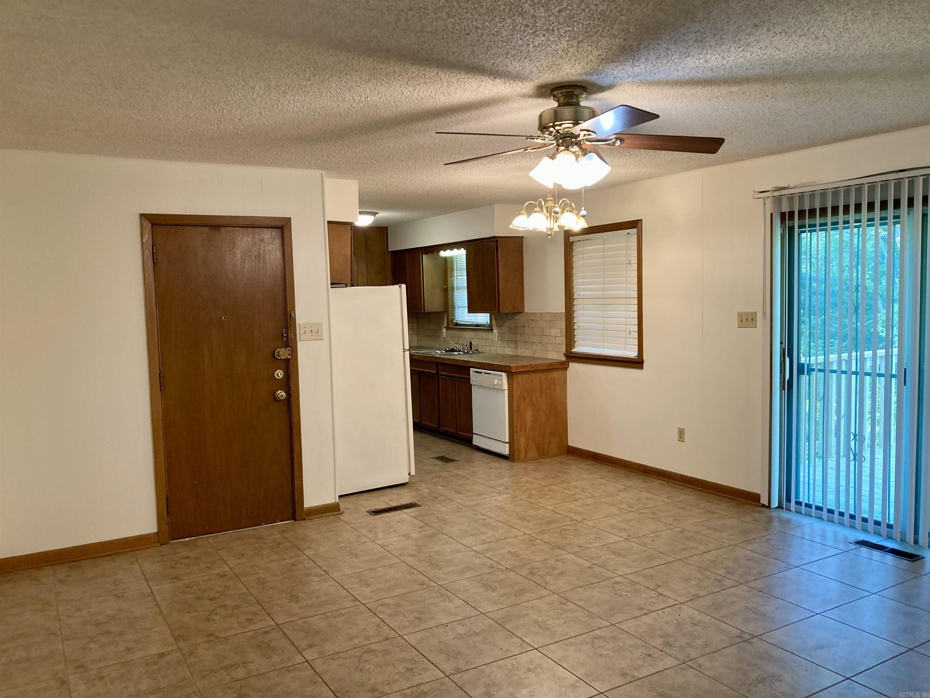 5212 N Walnut  North Little Rock, AR