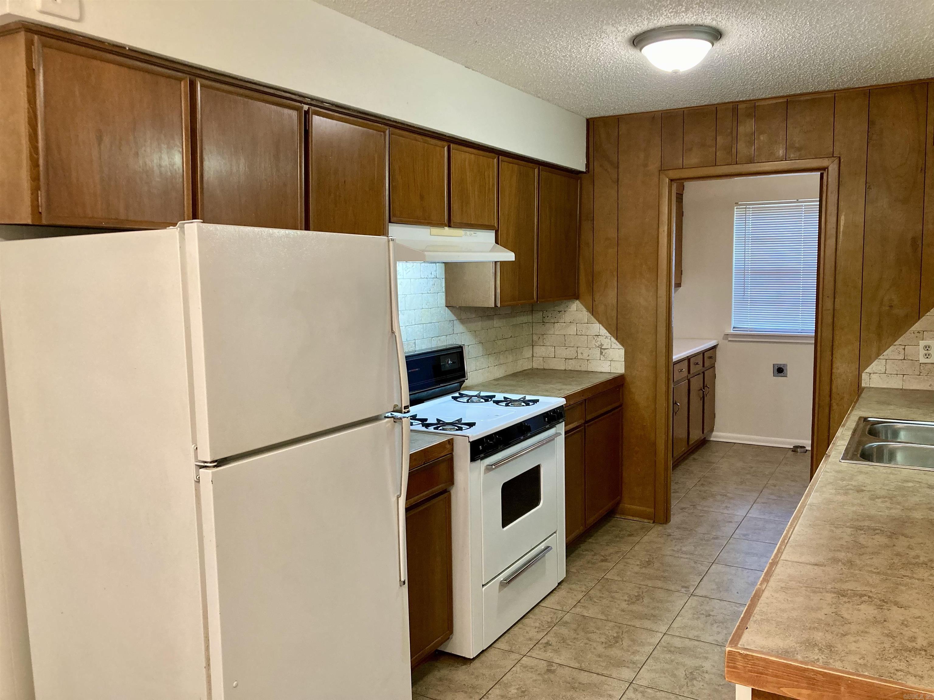 5212 N Walnut  North Little Rock, AR