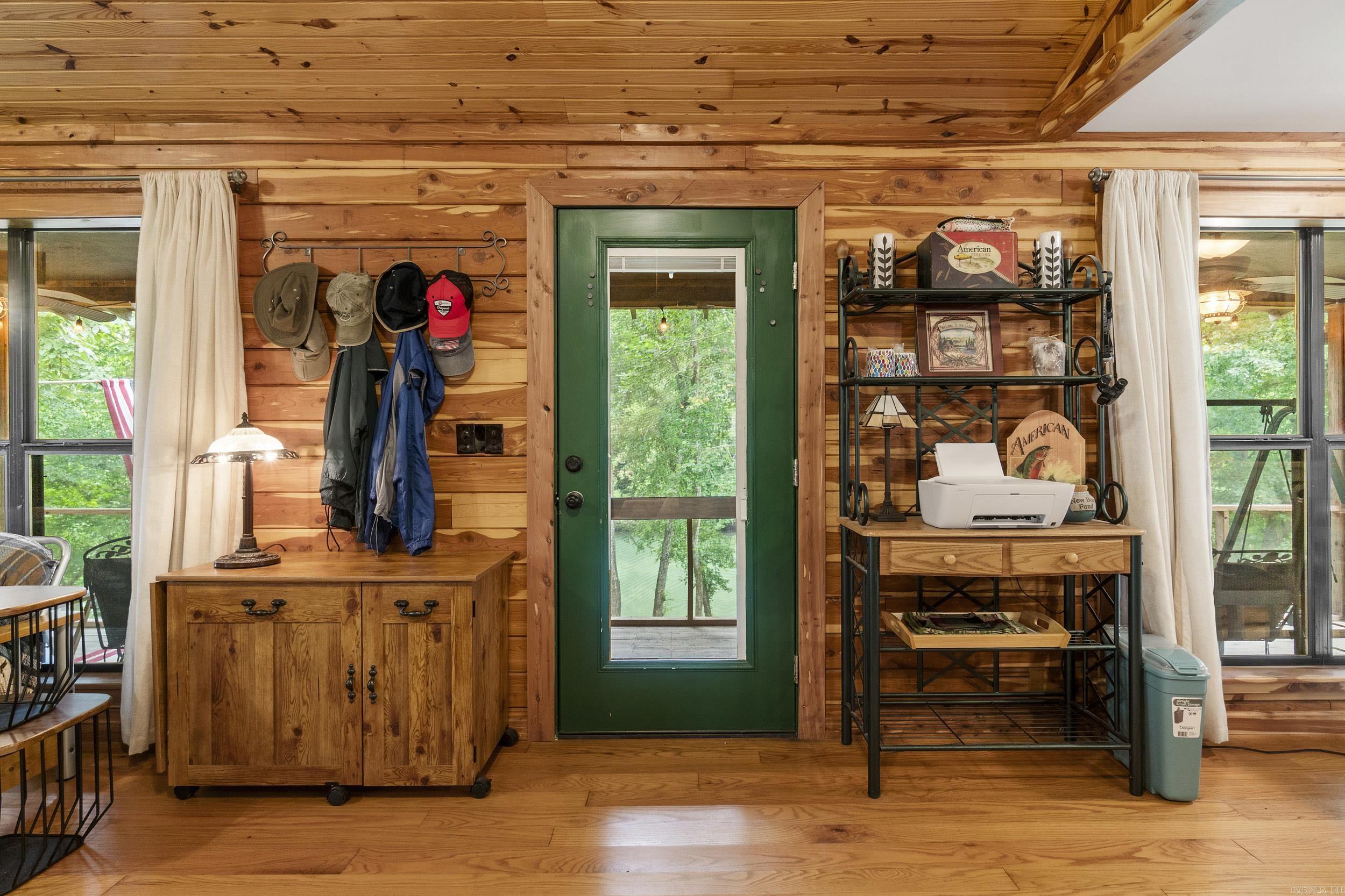 8 Iveon Clay  Pangburn, AR