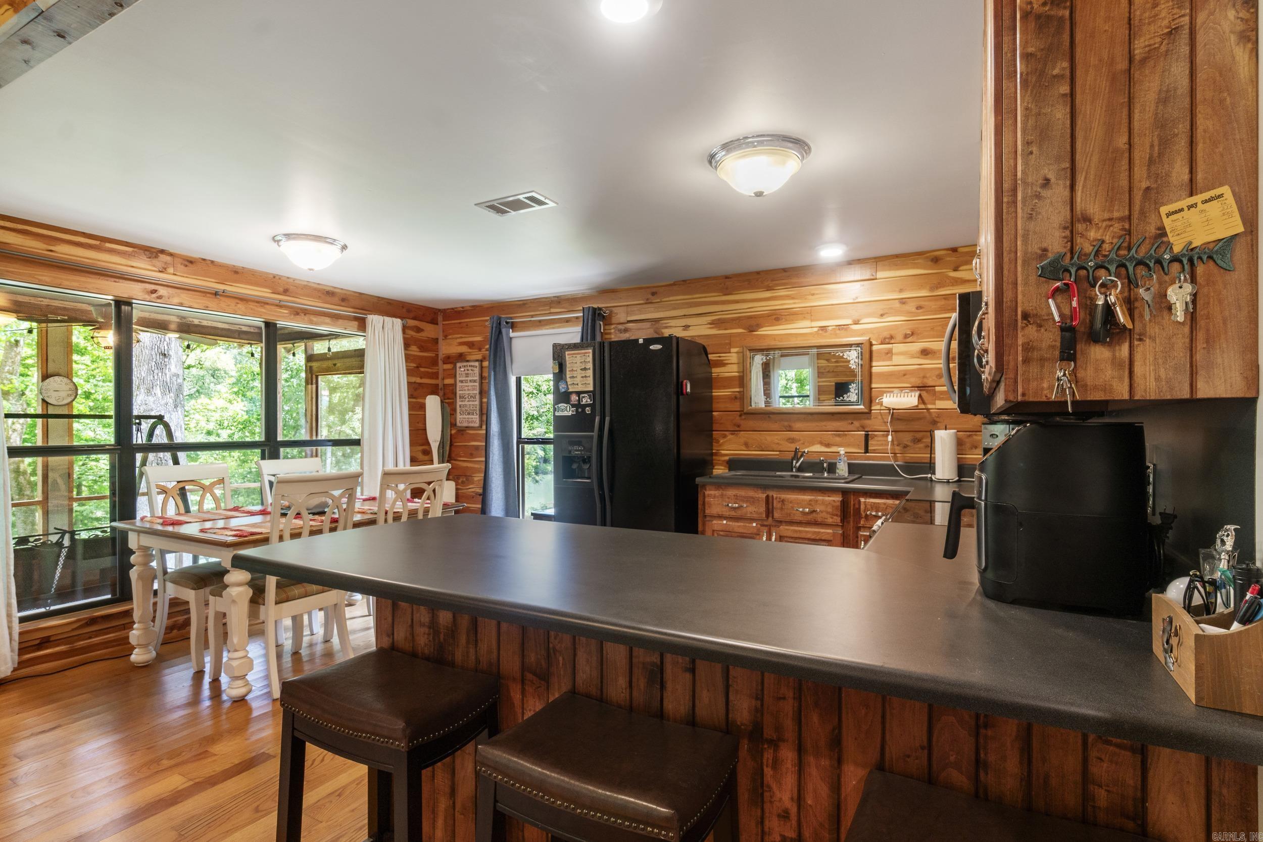 8 Iveon Clay  Pangburn, AR