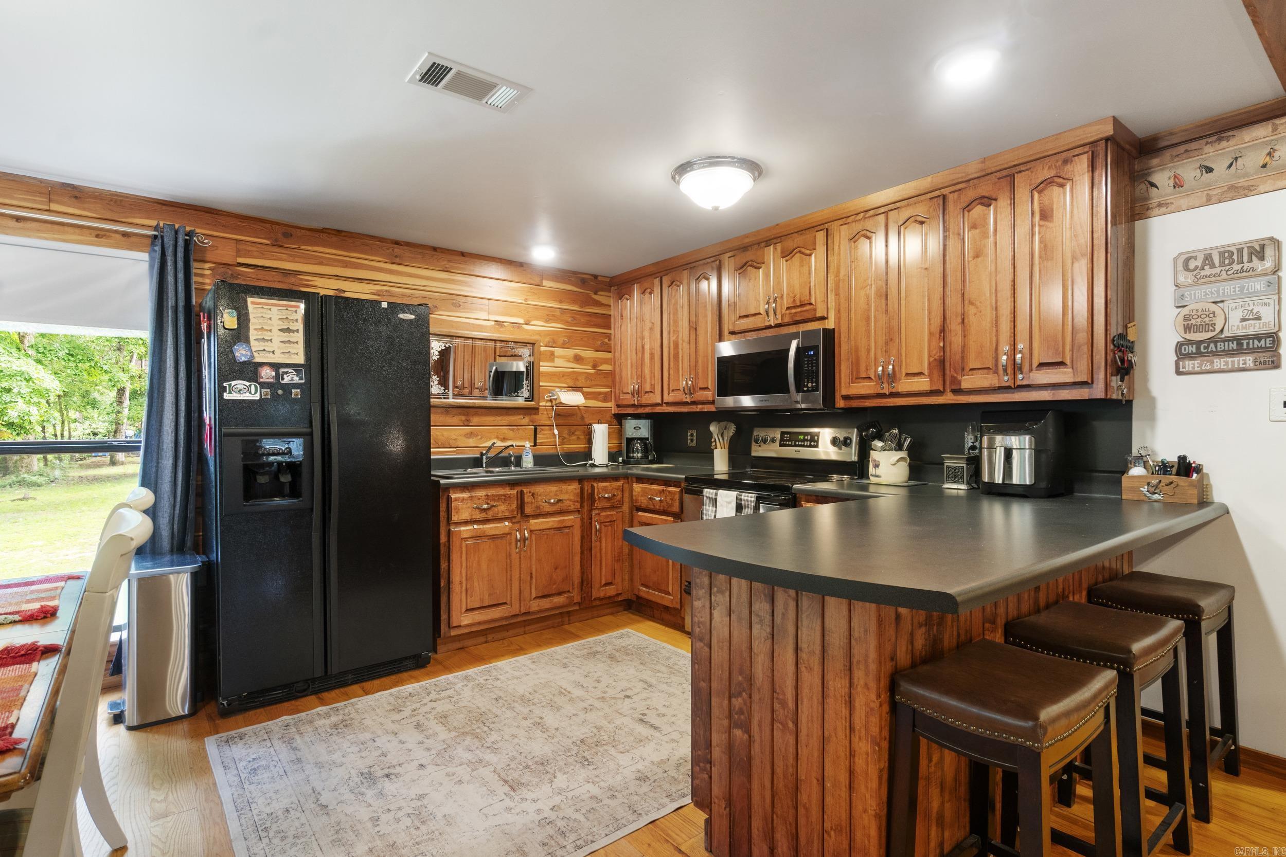 8 Iveon Clay  Pangburn, AR