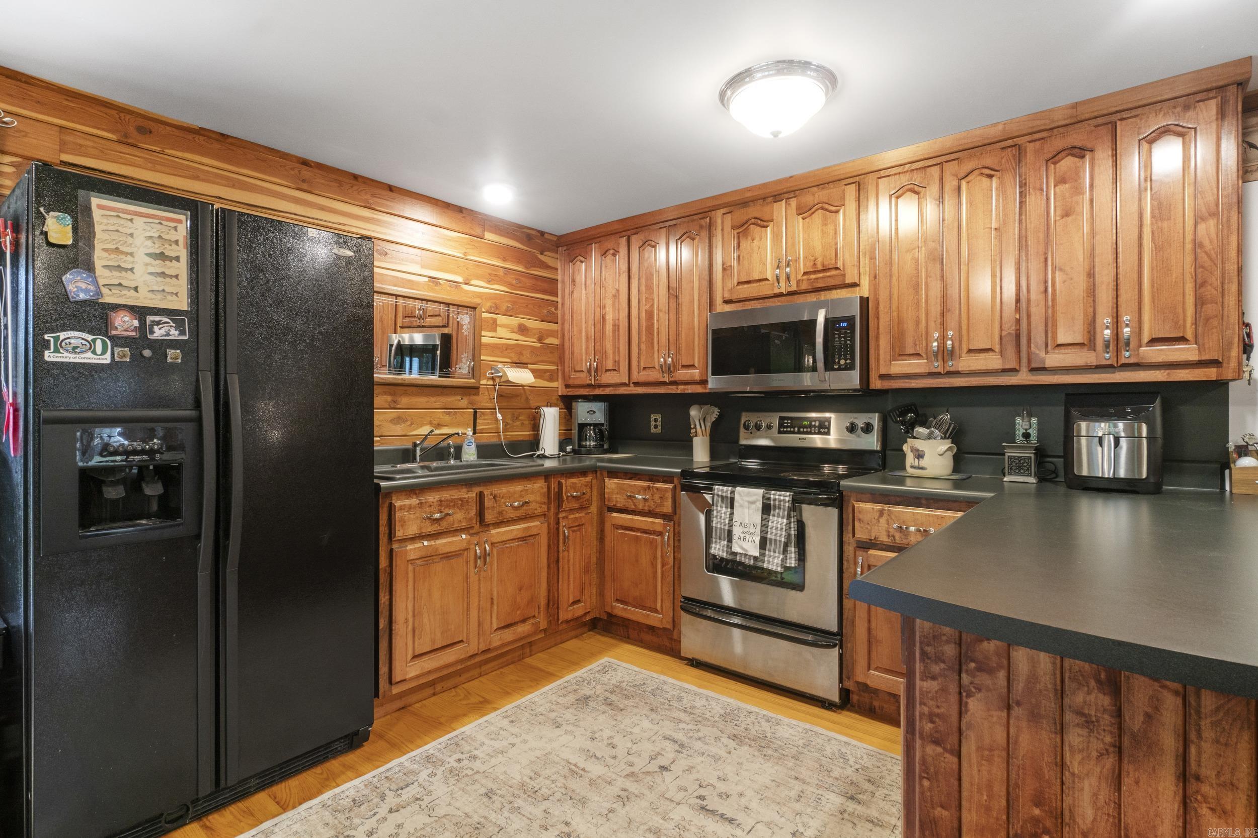 8 Iveon Clay  Pangburn, AR