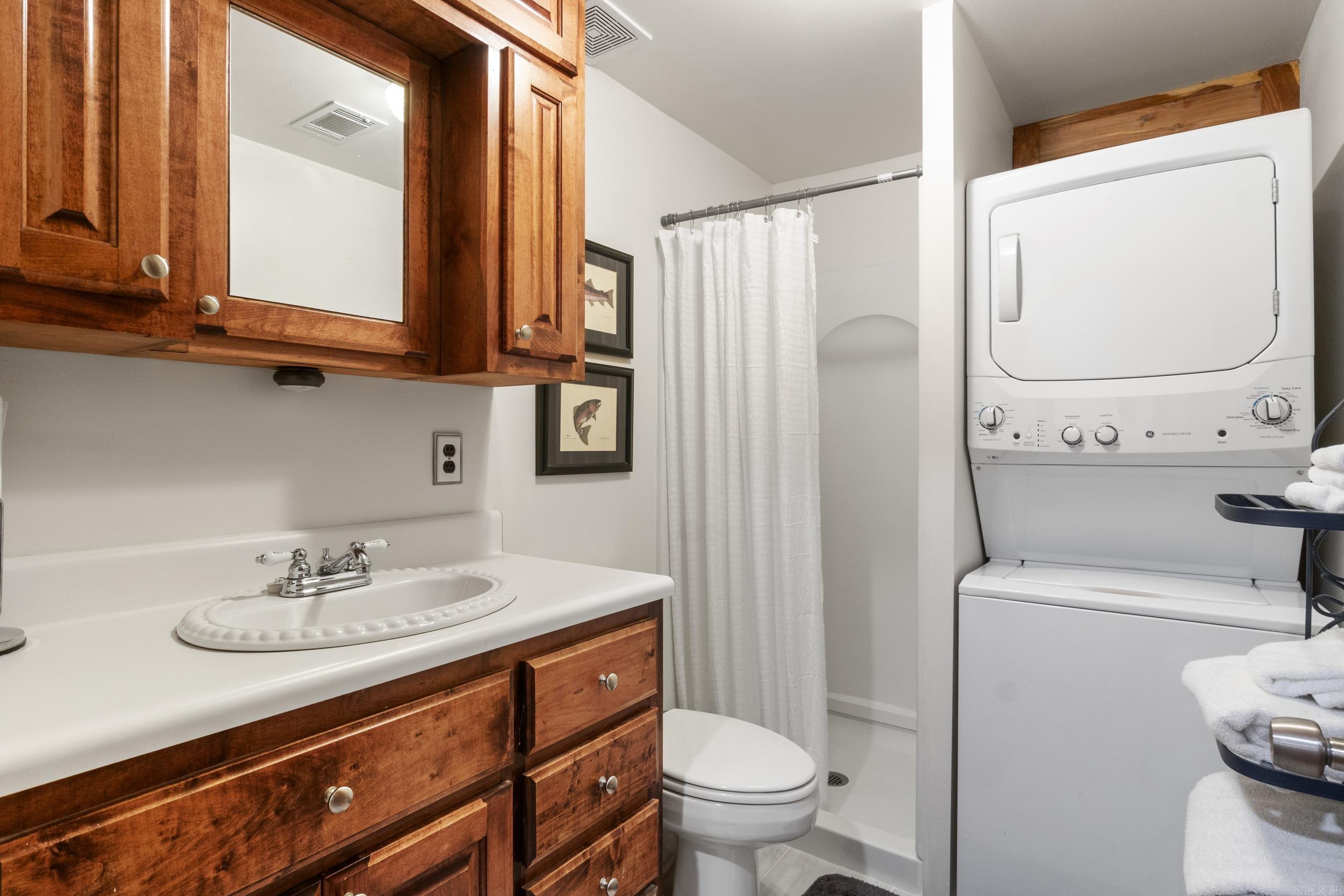 8 Iveon Clay  Pangburn, AR