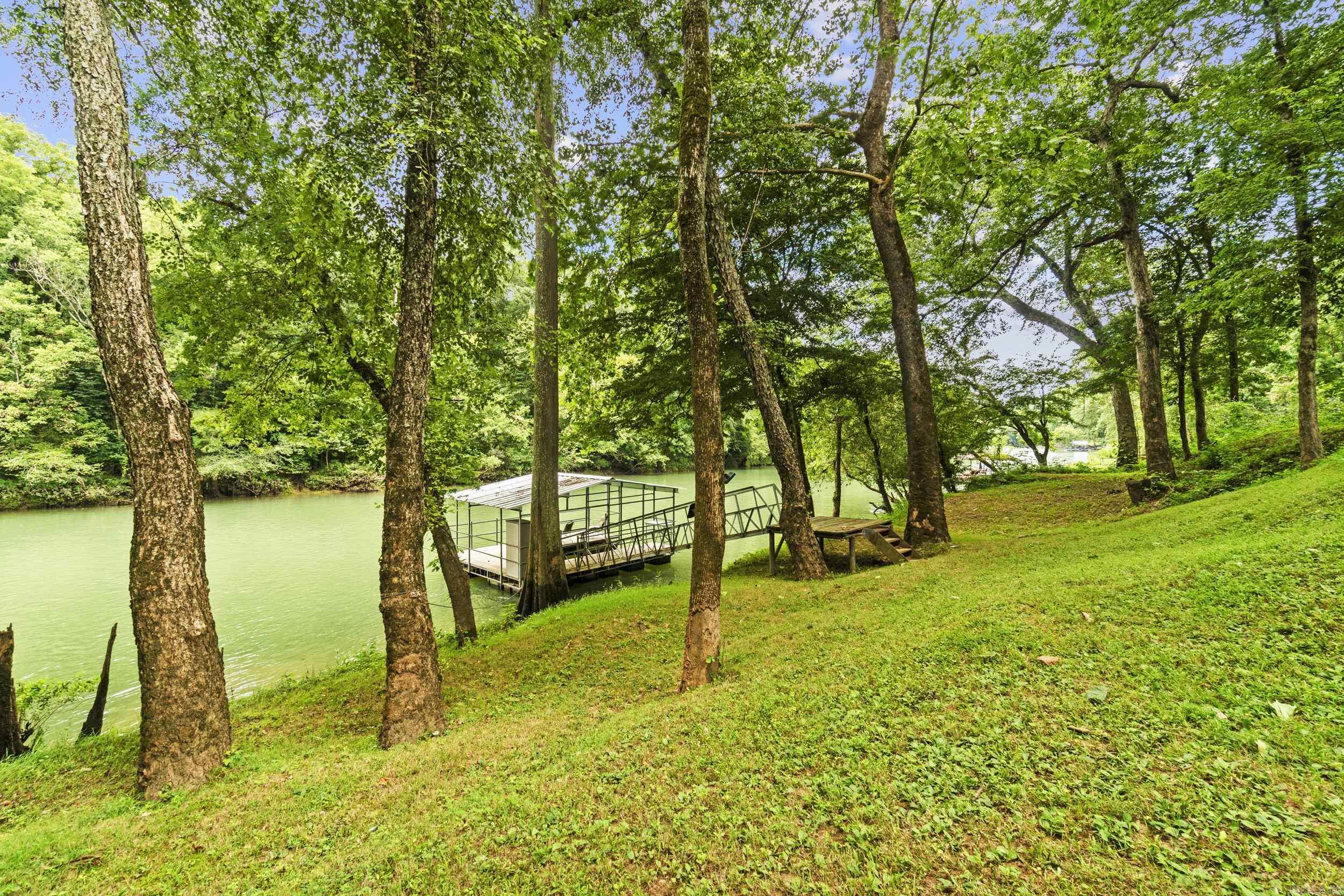 8 Iveon Clay  Pangburn, AR