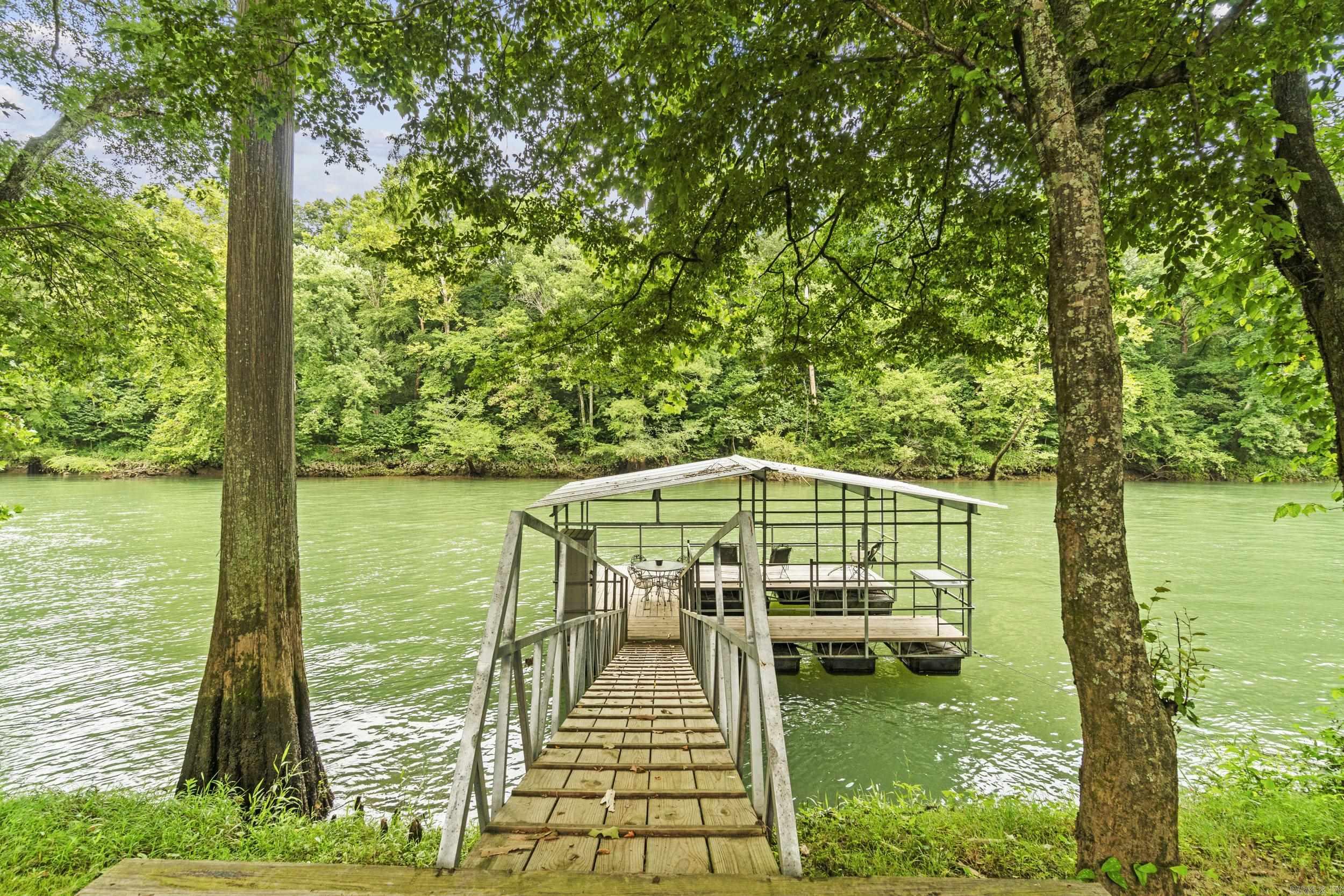 8 Iveon Clay  Pangburn, AR