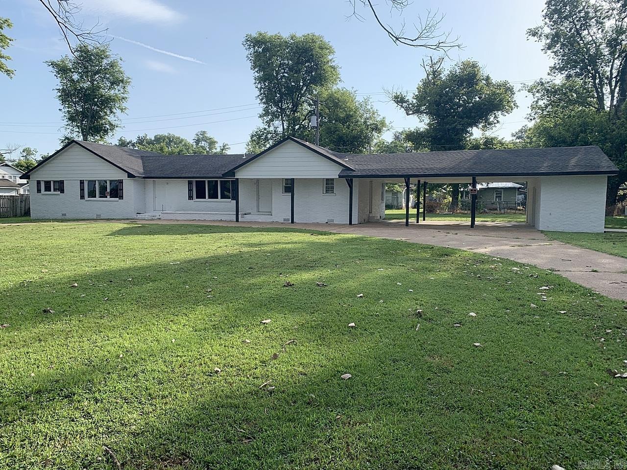 208 Highway 140 North  Marked Tree, AR