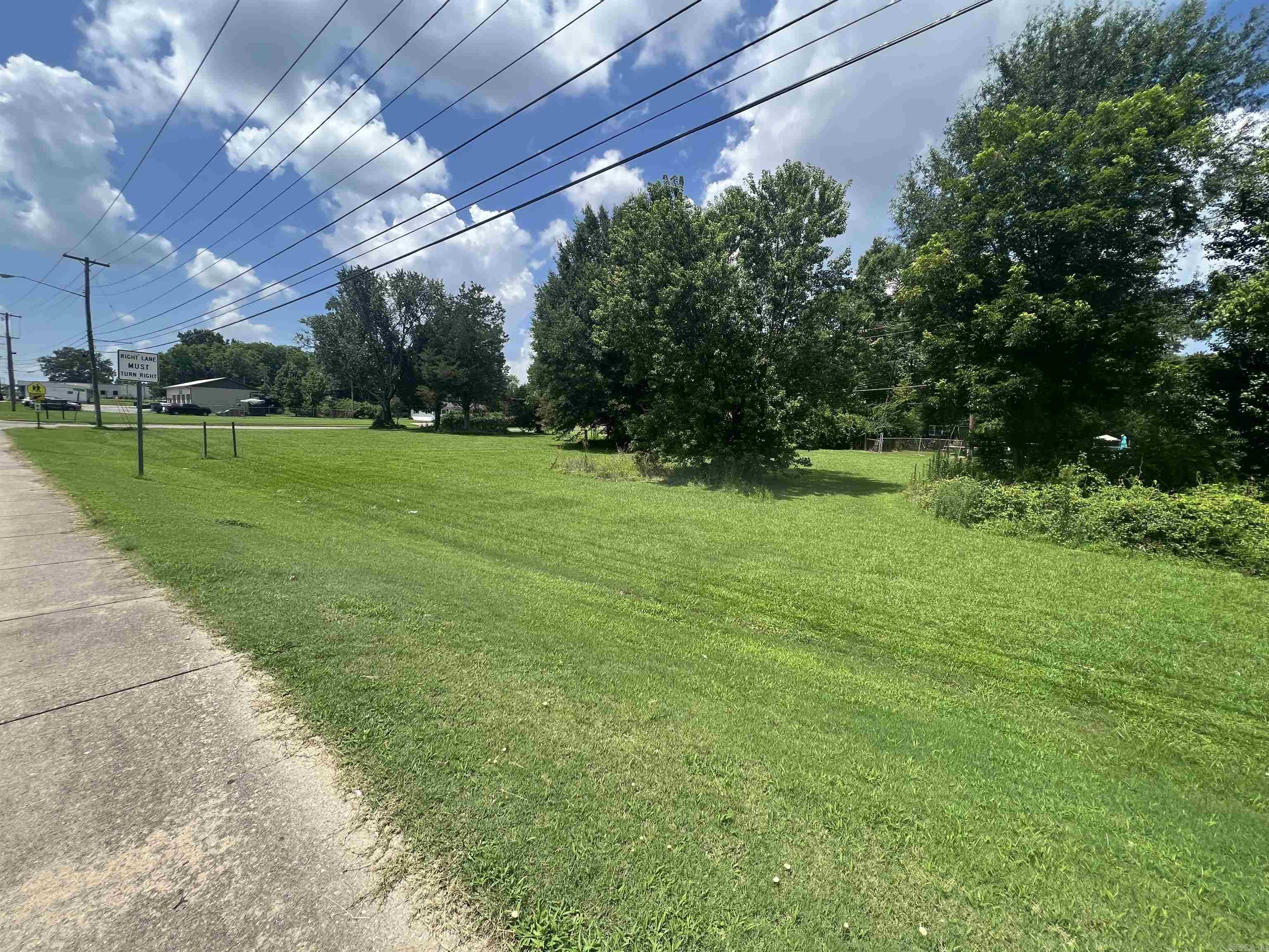 300 N. 1st  Jacksonville, AR