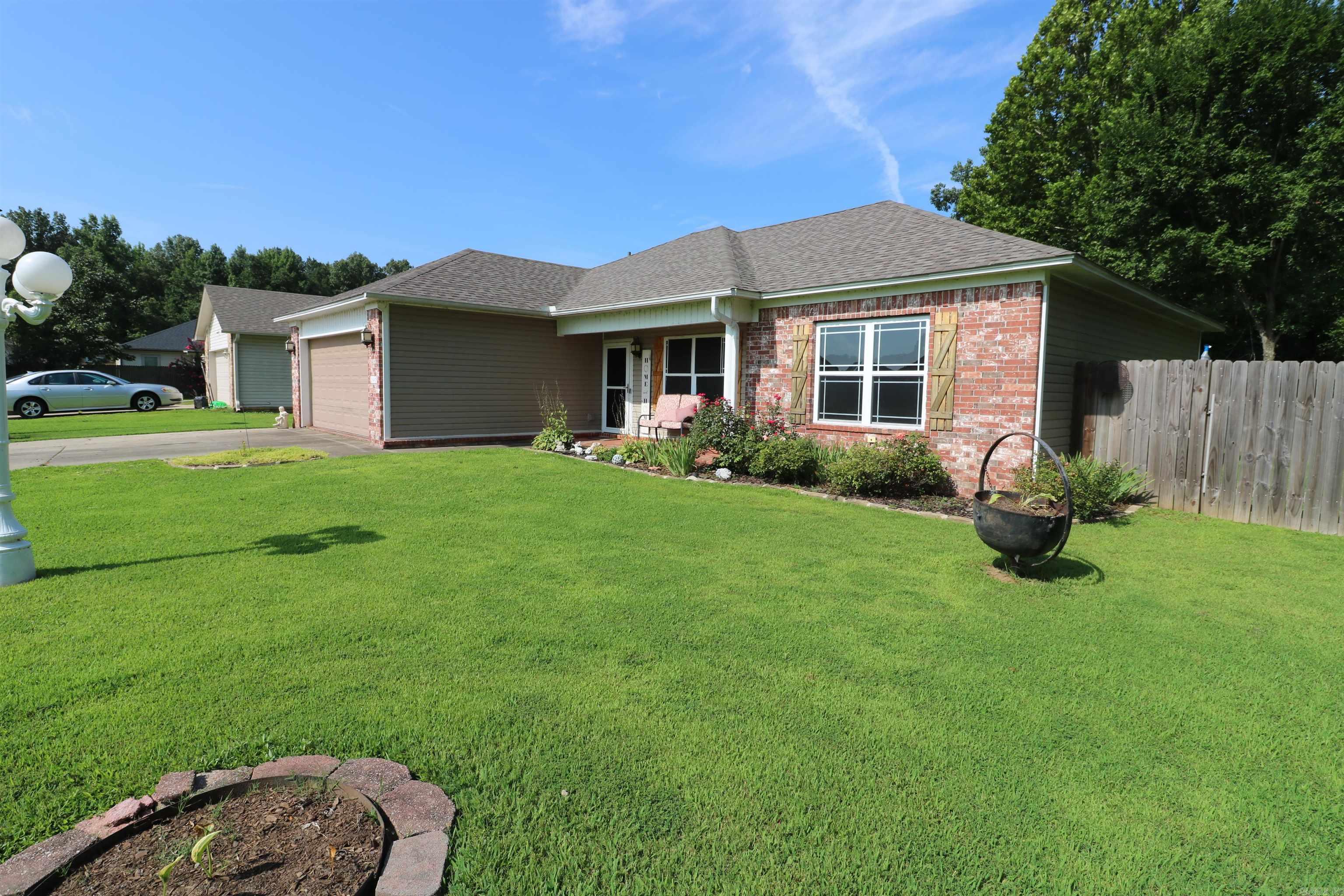246 Plum Drive Austin, AR 72007