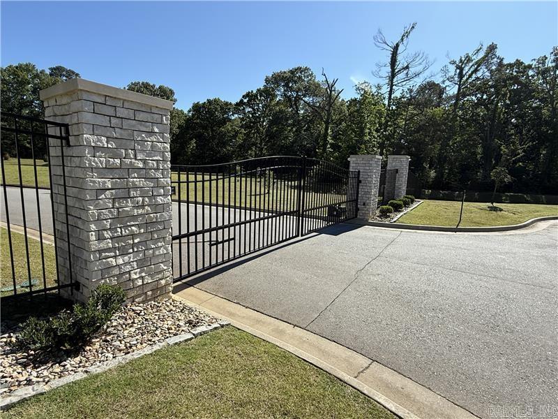 14415 Stonebrook  Maumelle, AR