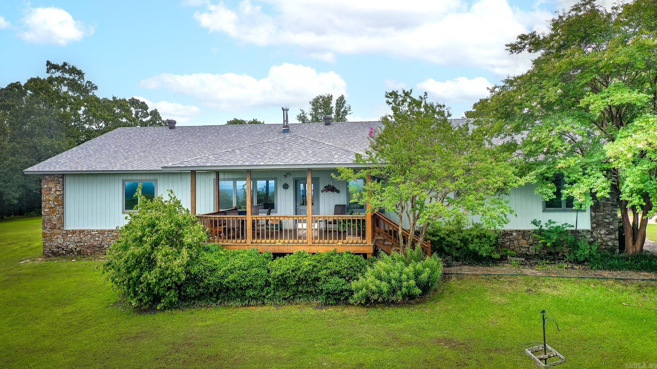 753 Lewisburg  Austin, AR
