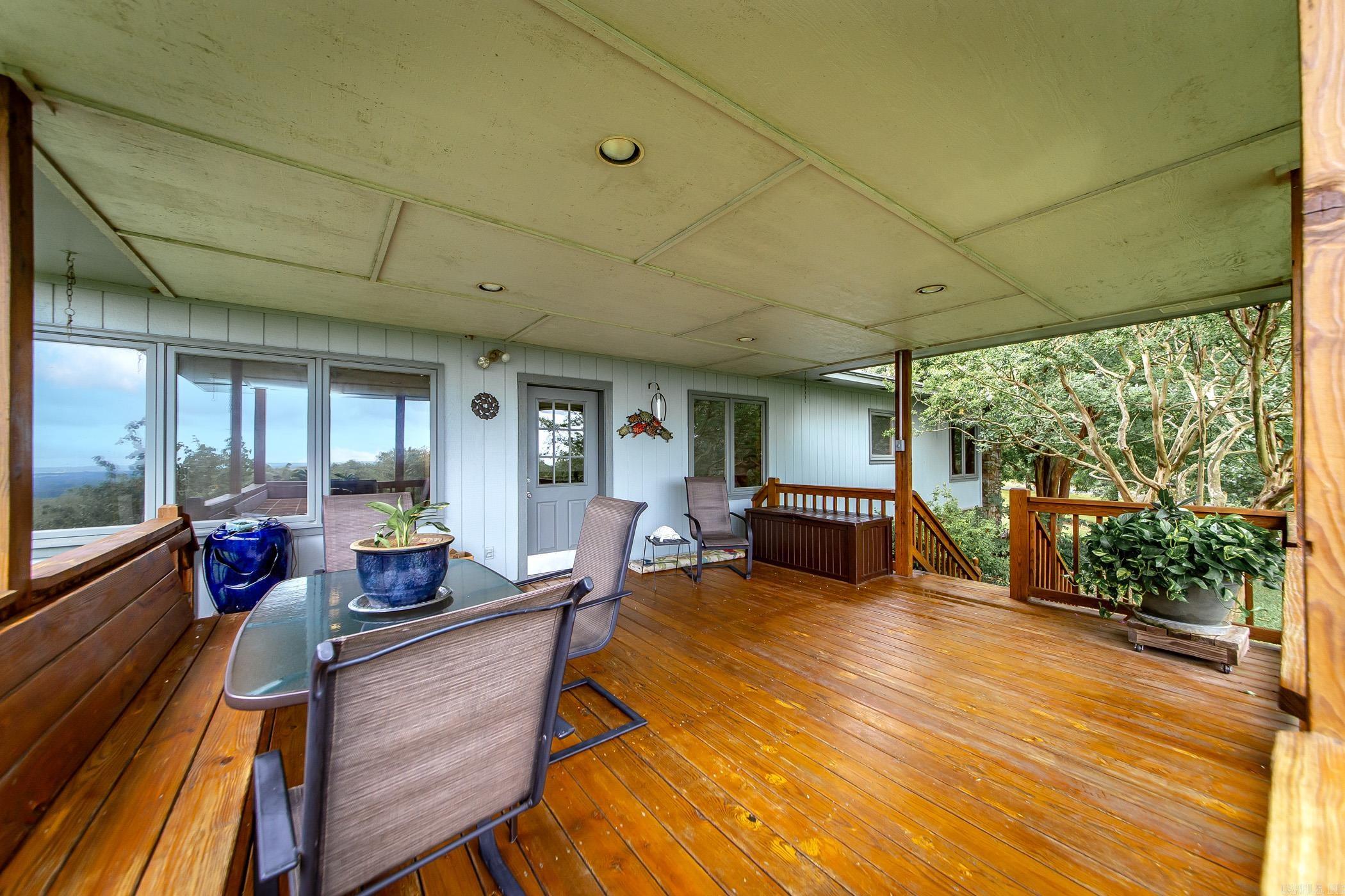 753 Lewisburg  Austin, AR