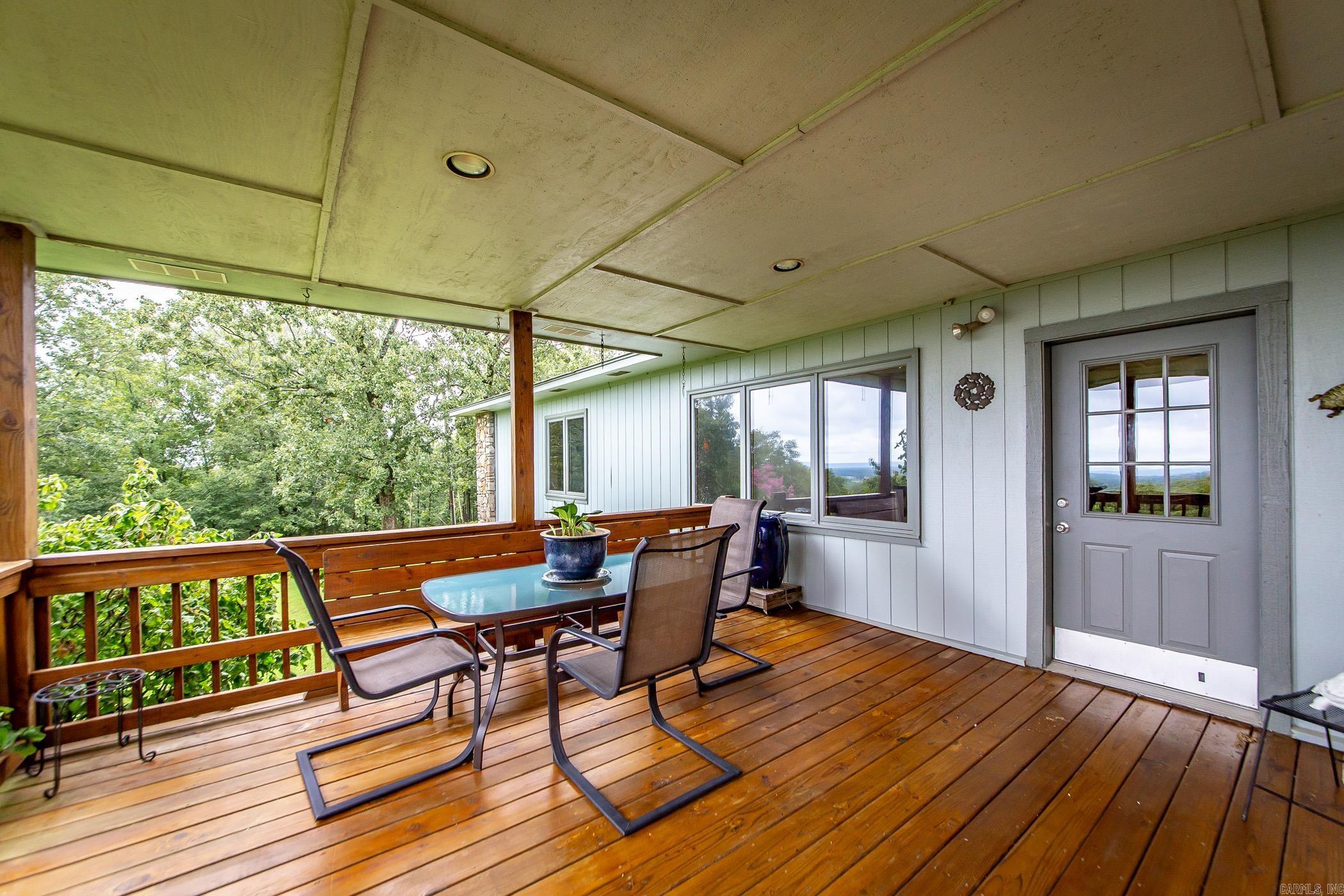 753 Lewisburg  Austin, AR