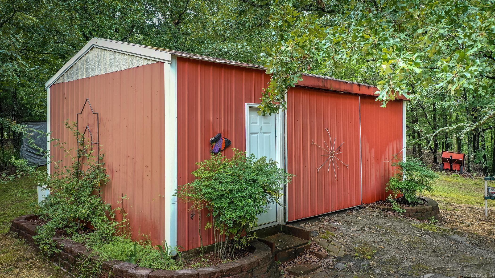 753 Lewisburg  Austin, AR