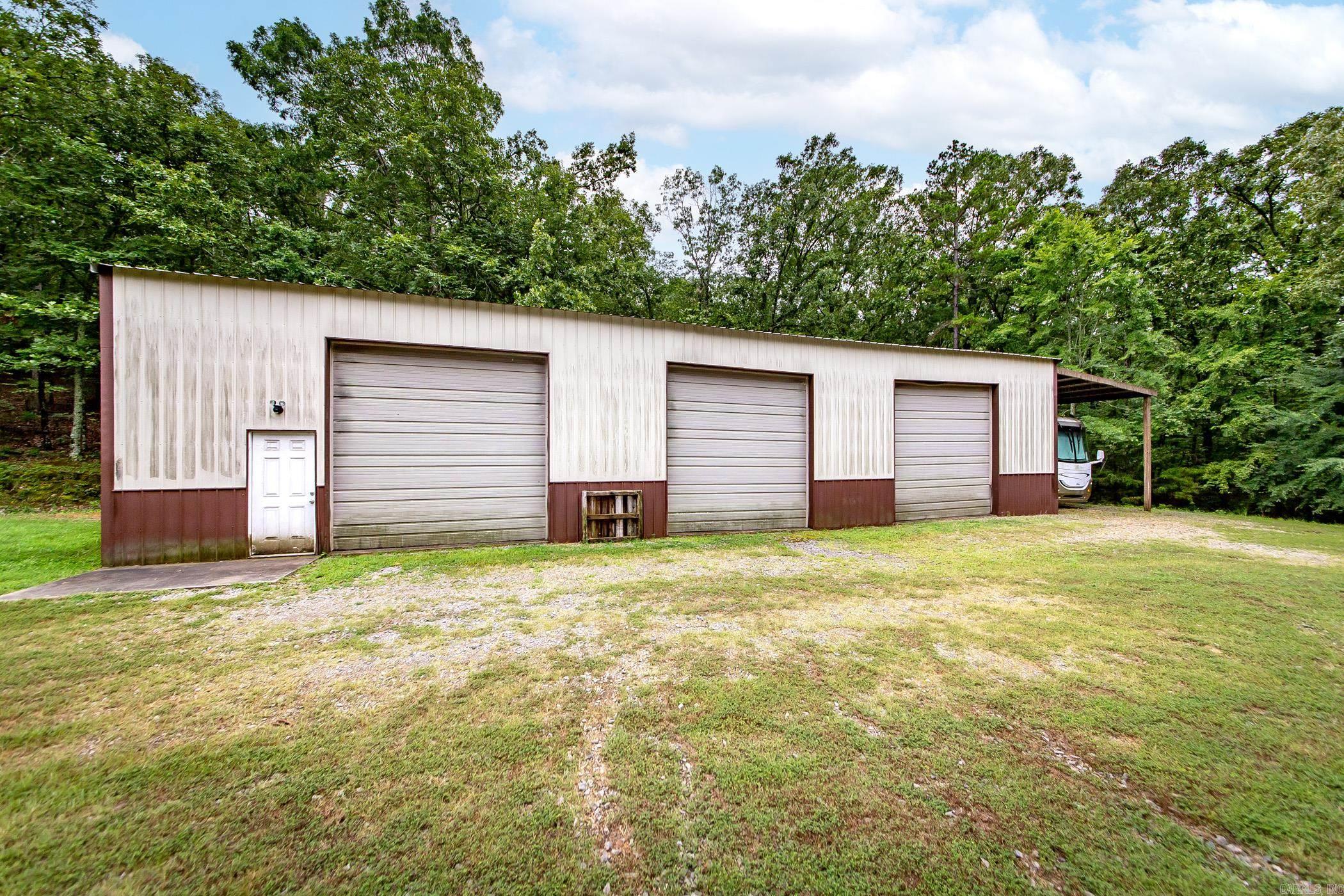 753 Lewisburg  Austin, AR