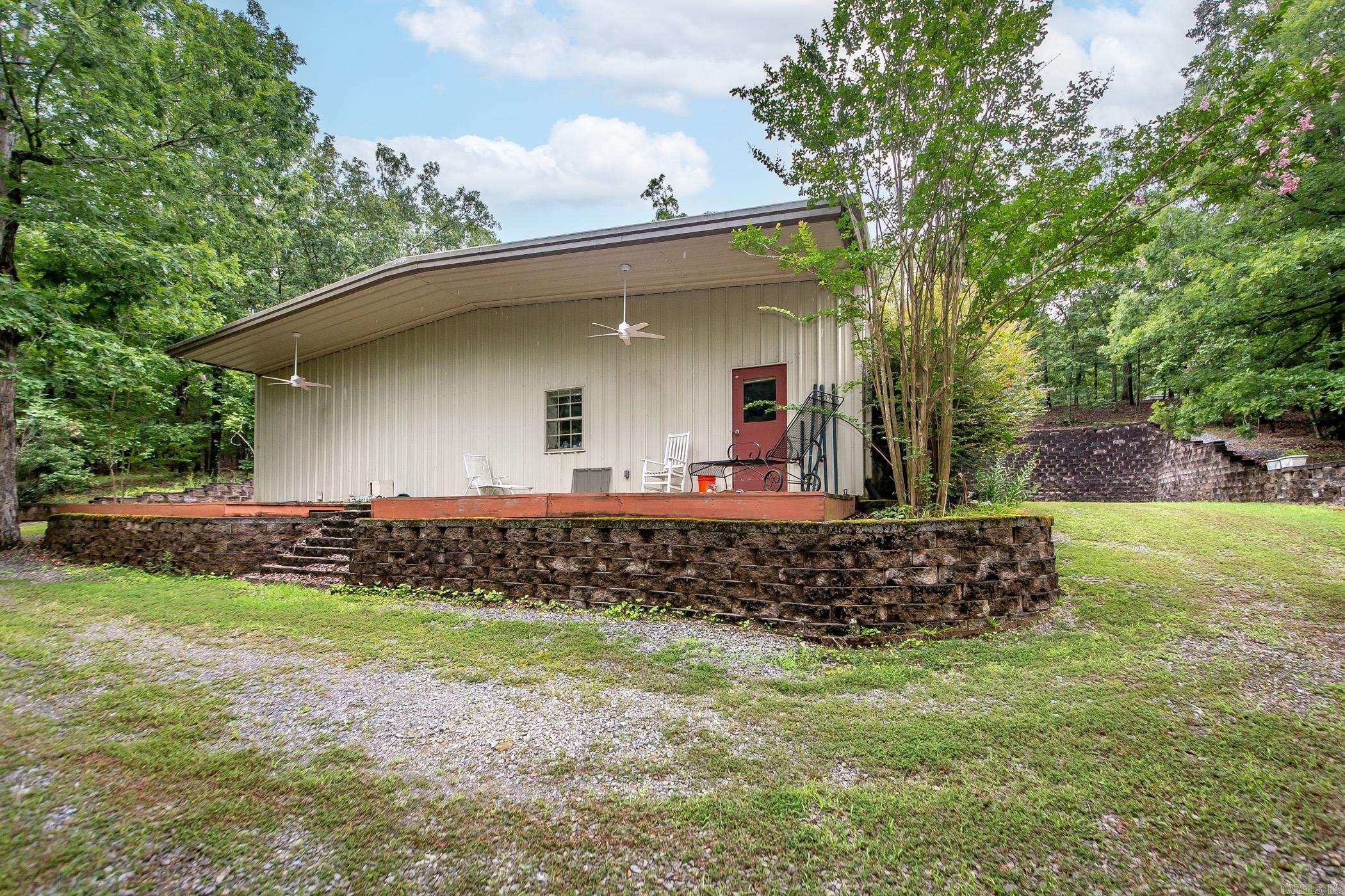 753 Lewisburg  Austin, AR