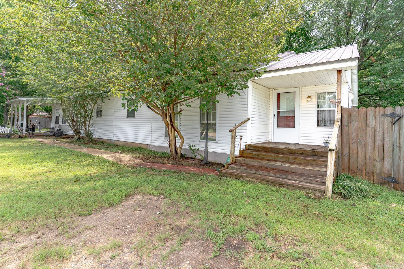 601 Tupelo  Lake City, AR