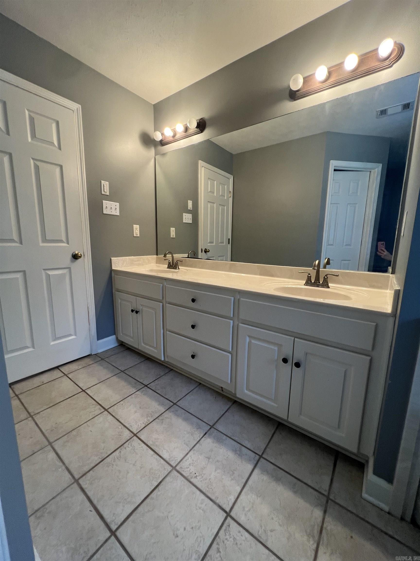 3512 S. Ridge  Jacksonville, AR