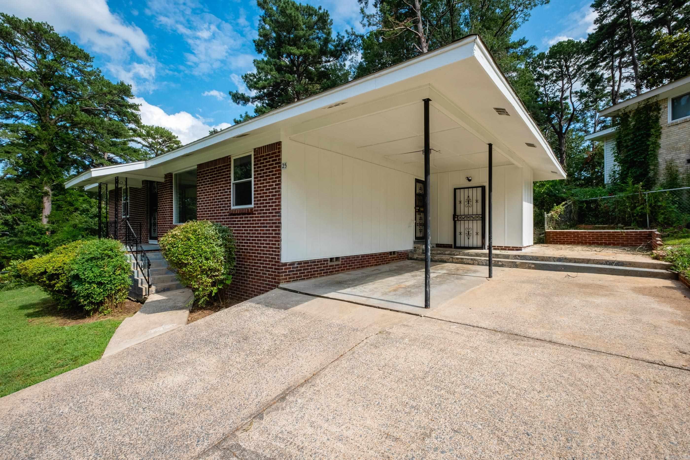 25 Woodcliff  Little Rock, AR