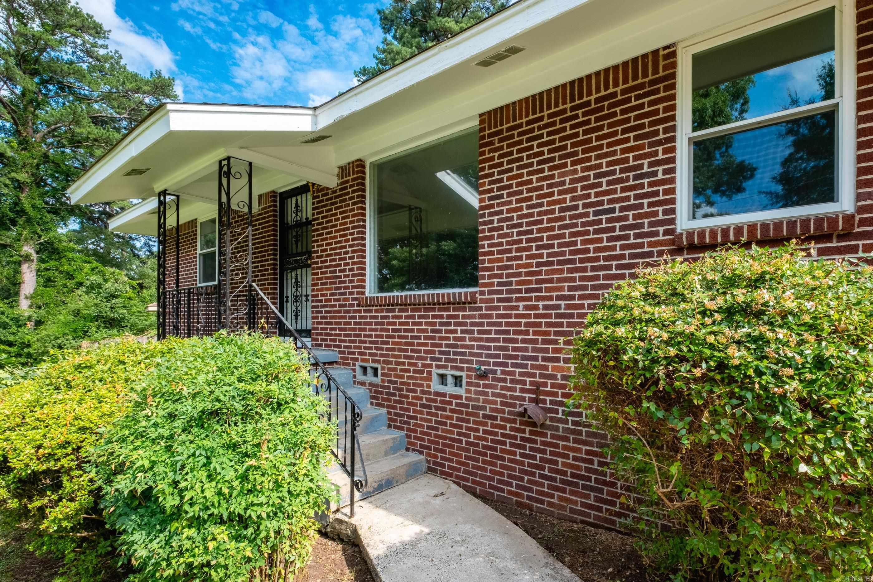 25 Woodcliff  Little Rock, AR