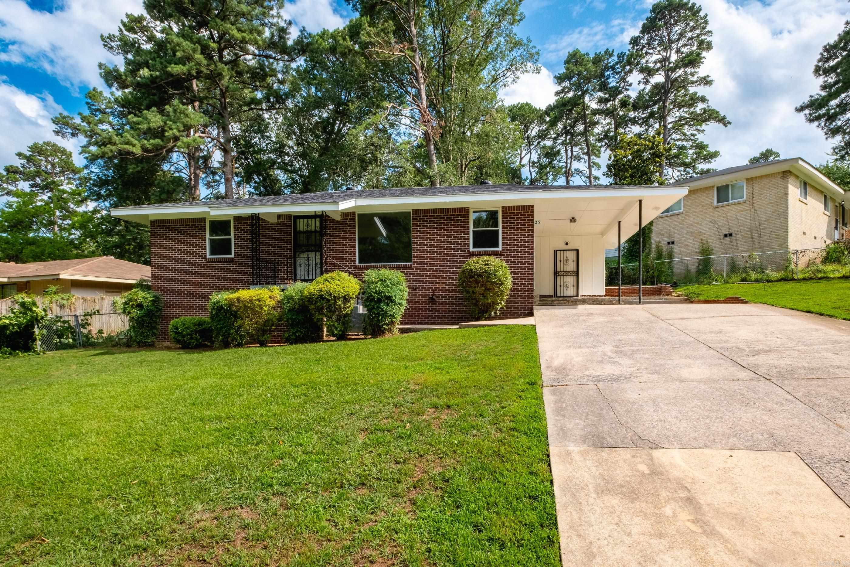 25 Woodcliff  Little Rock, AR