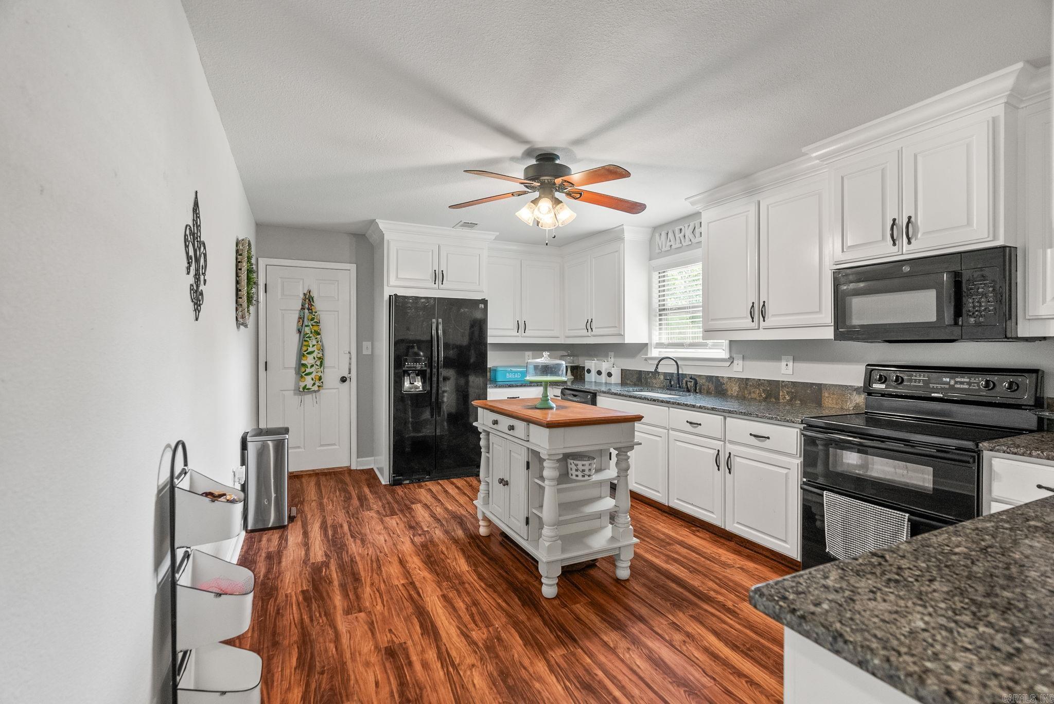 18 Crestview  Conway, AR