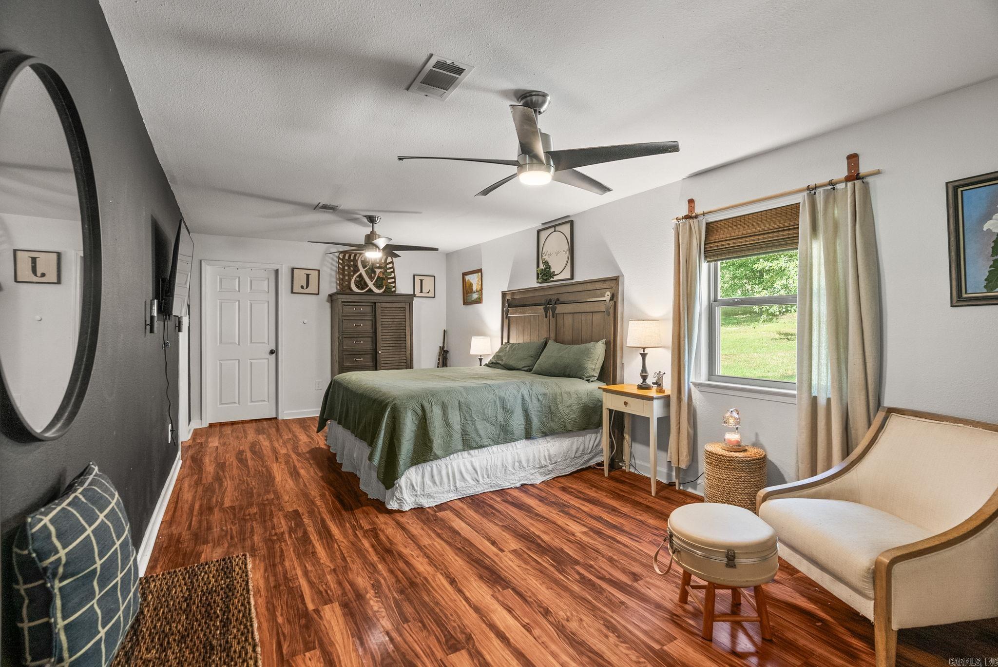 18 Crestview  Conway, AR
