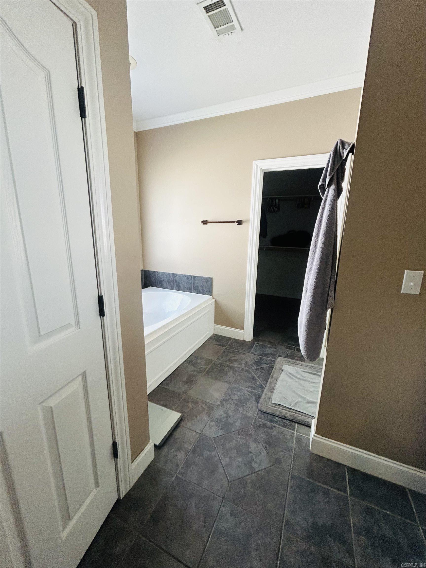 626 Leah Manila, AR 72442