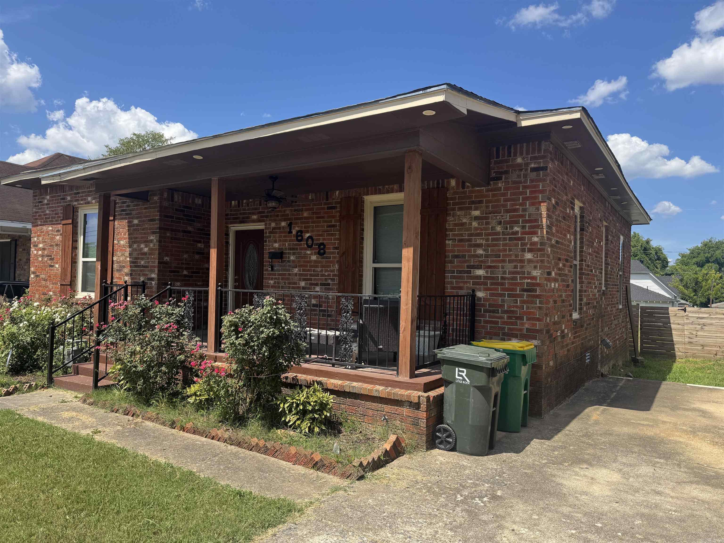1608 S Cross Street Little Rock, AR 72206