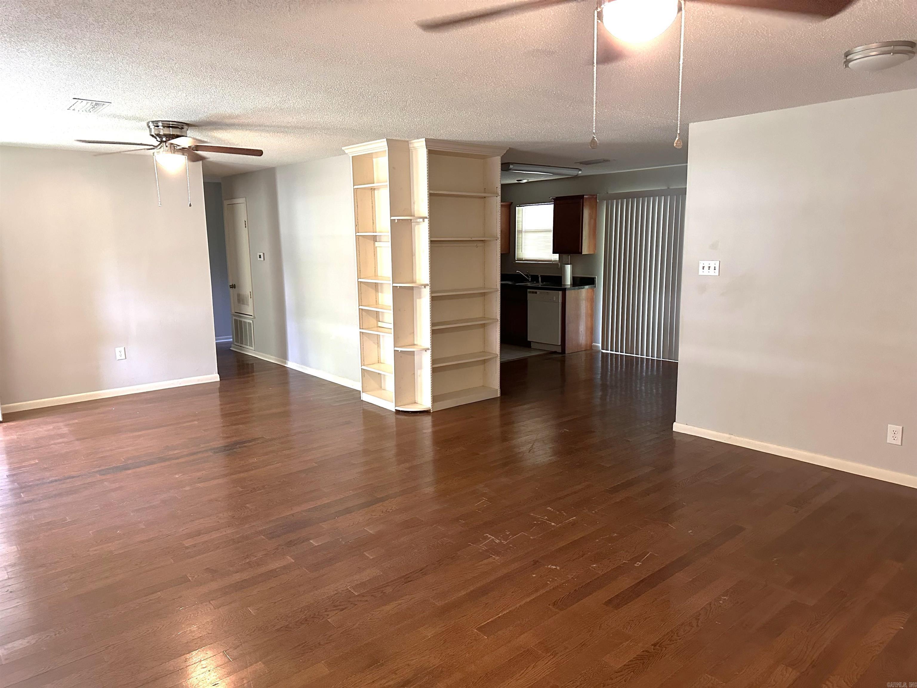 2202 Arkansas  Conway, AR