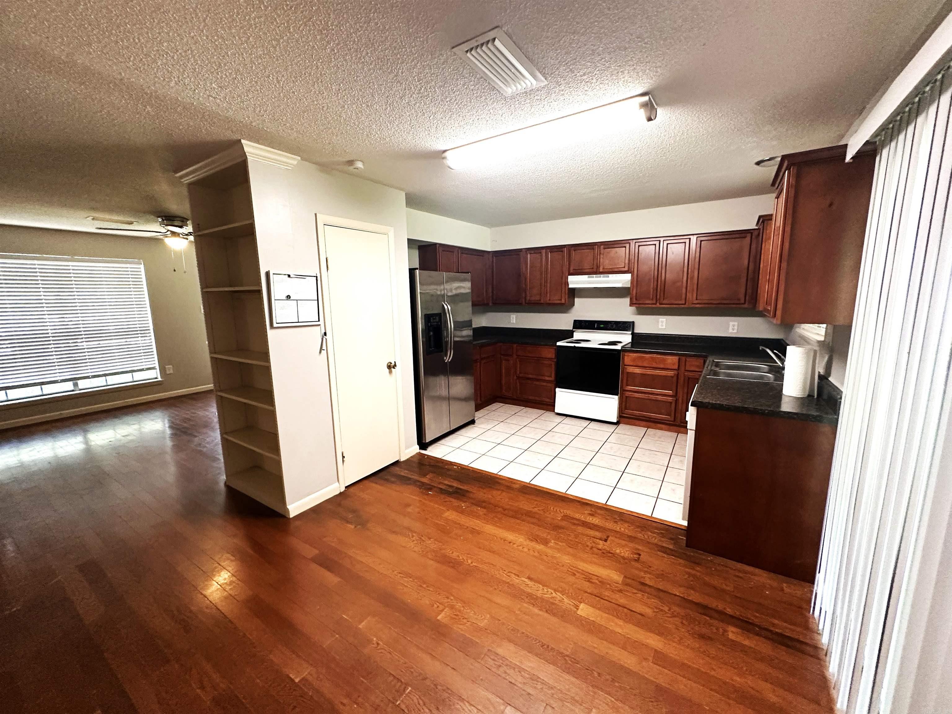 2202 Arkansas  Conway, AR