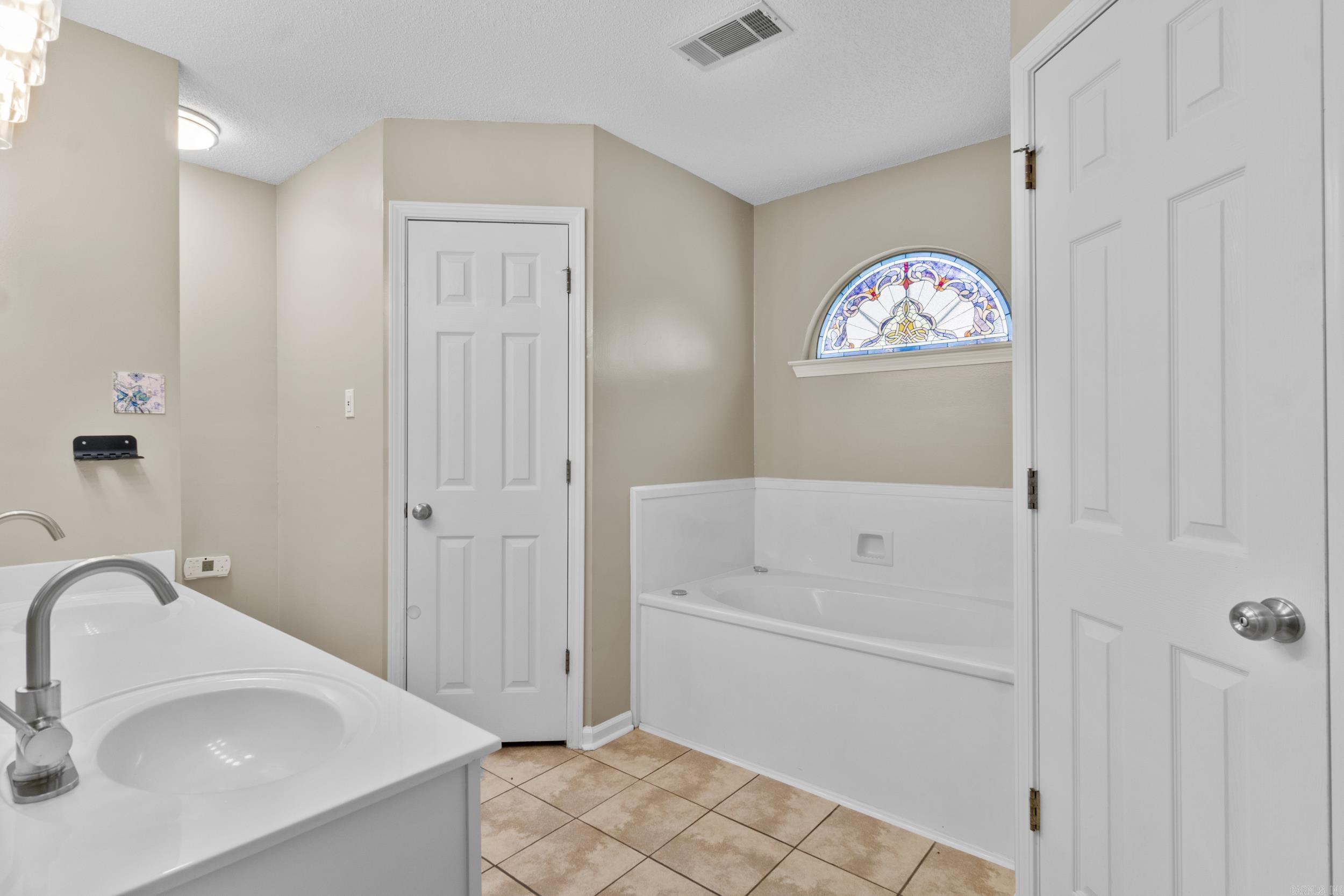 1707 Point West Dr  Little Rock, AR