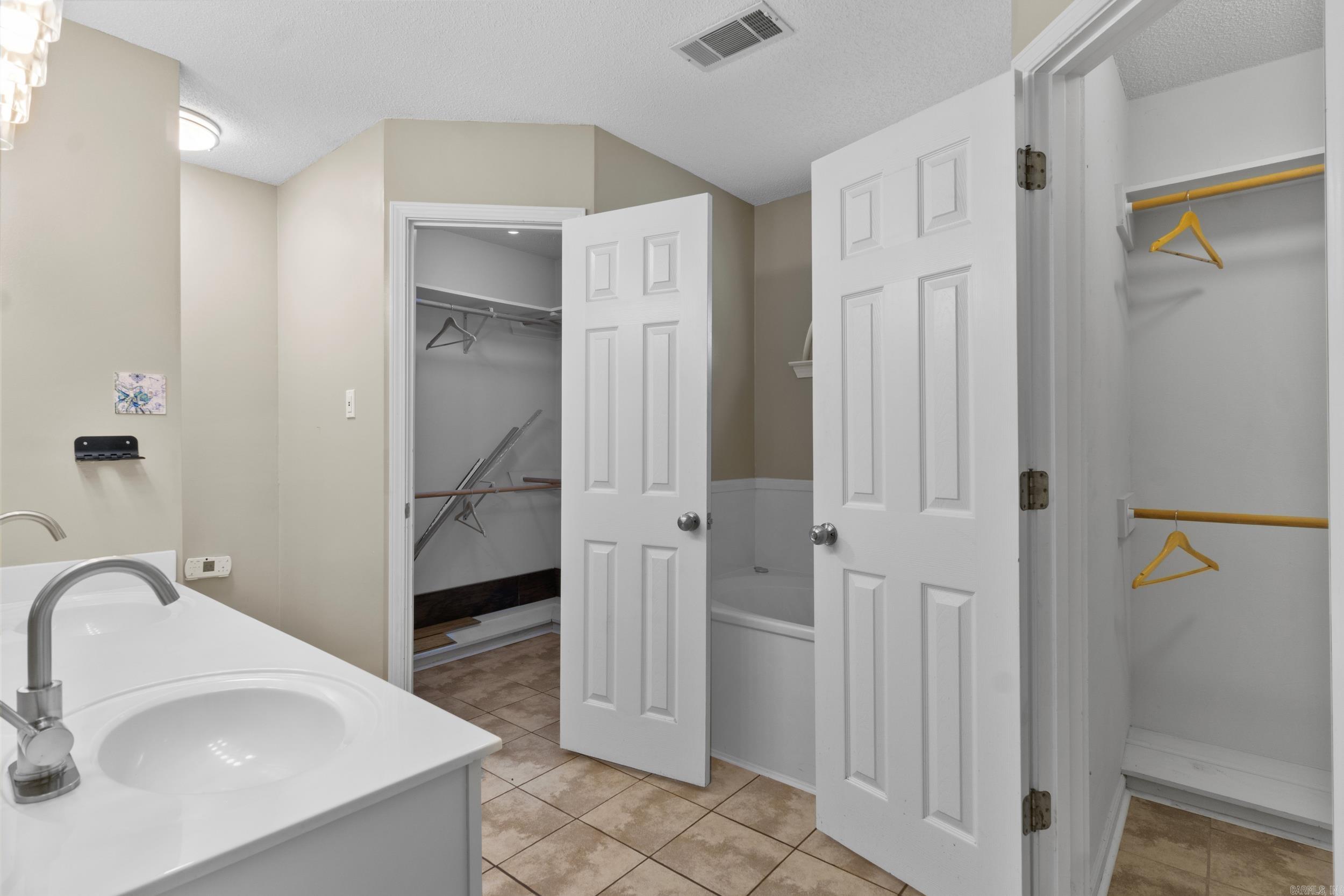 1707 Point West Dr  Little Rock, AR