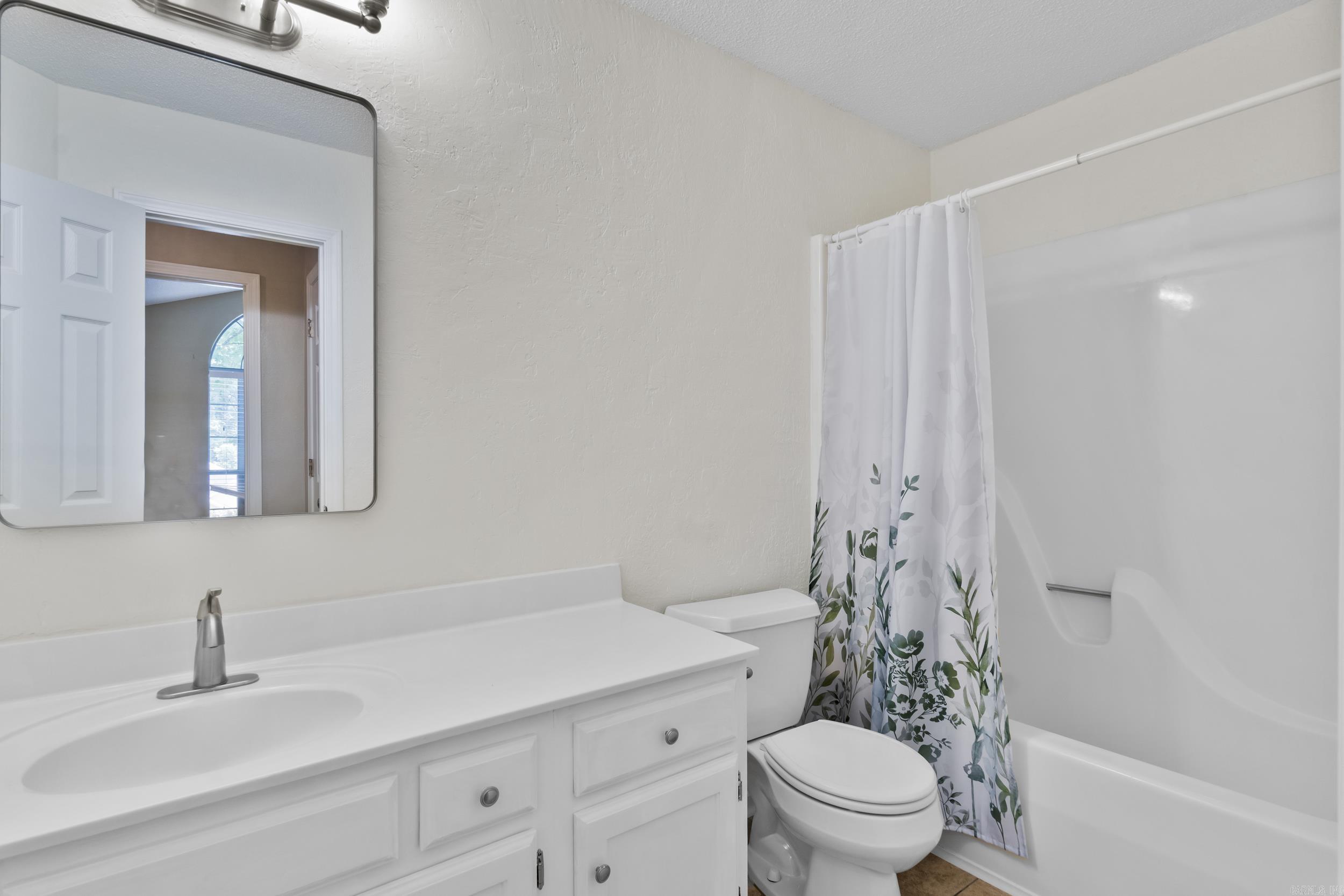 1707 Point West Dr  Little Rock, AR