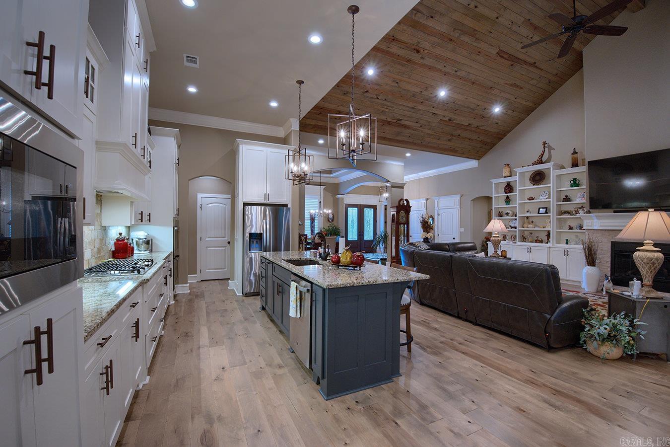 17 Captura Circle  Hot Springs Village, AR