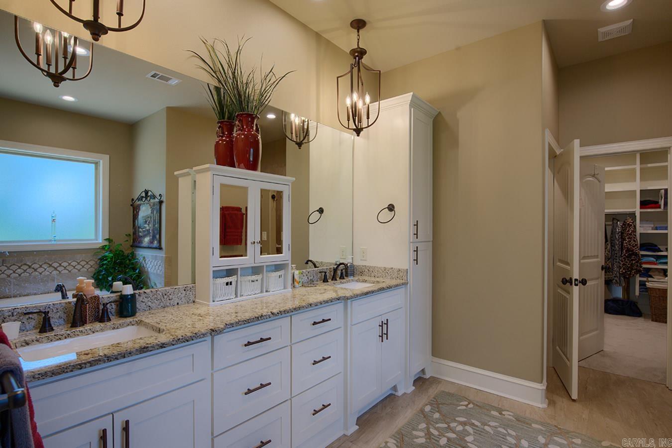 17 Captura Circle  Hot Springs Village, AR