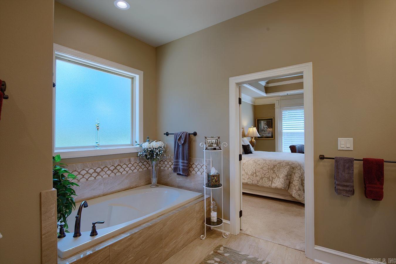 17 Captura Circle  Hot Springs Village, AR